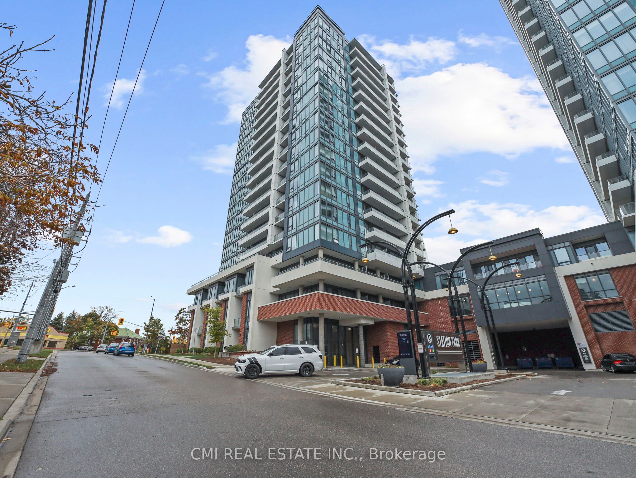 5 Wellington Street S 411, Kitchener, ON N2G 0E3