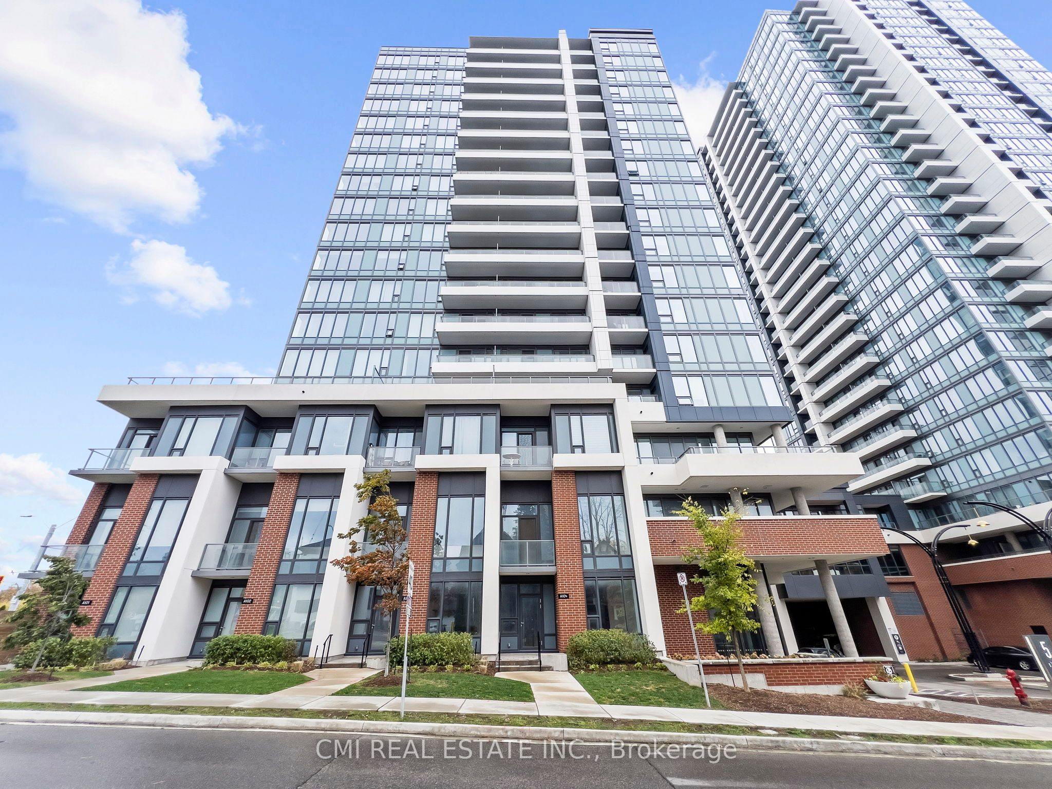 5 Wellington Street S 411, Kitchener, ON N2G 0E3 photo 3