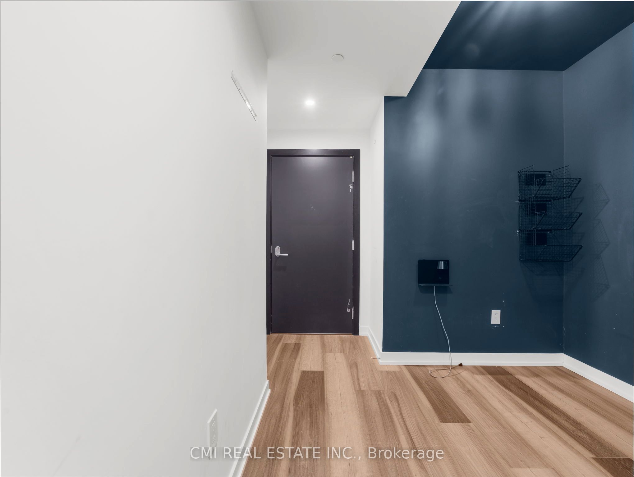 5 Wellington Street S 411, Kitchener, ON N2G 0E3 photo 4