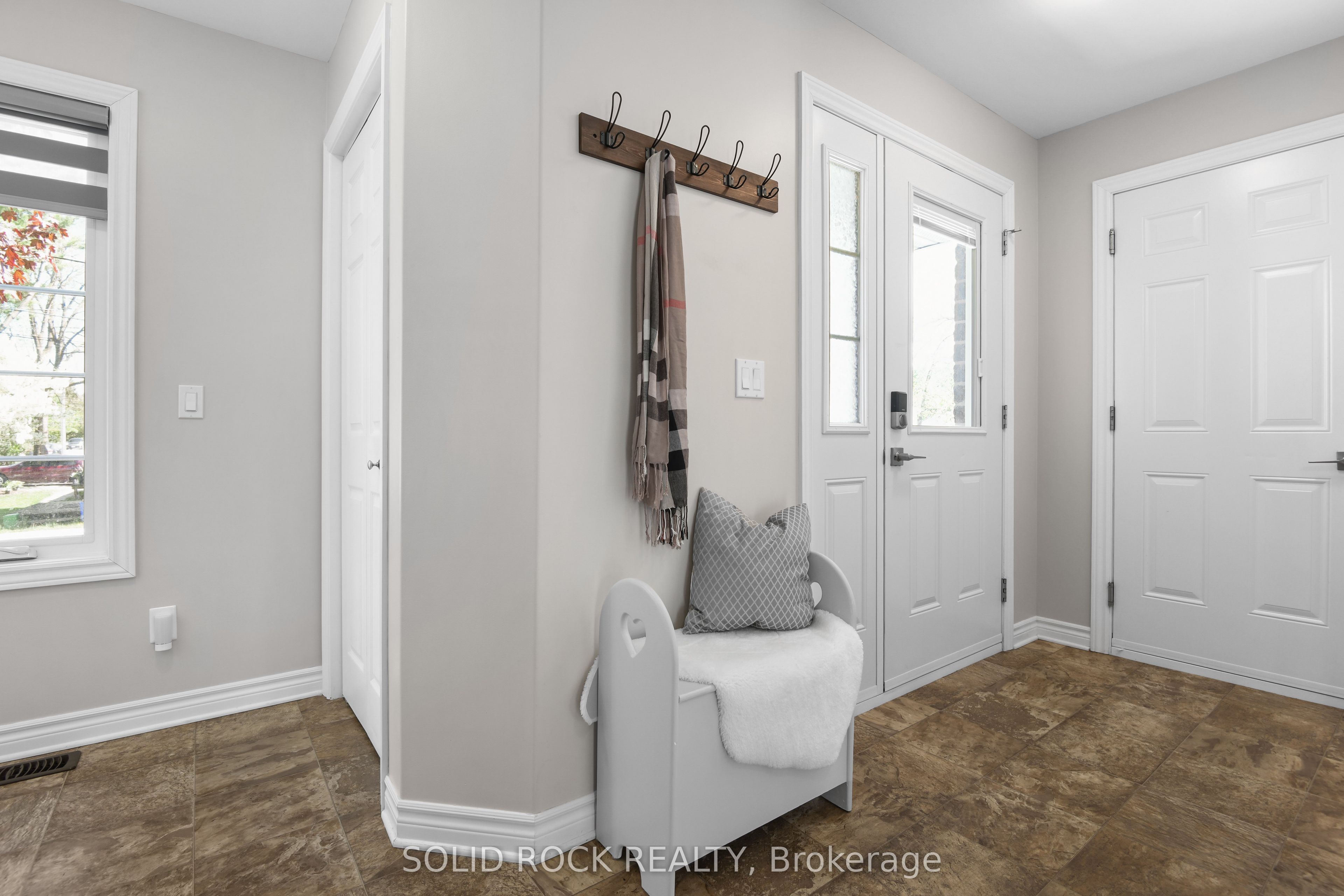 55 Woodward Street, Carleton Place, ON K7C 2X3 photo 3