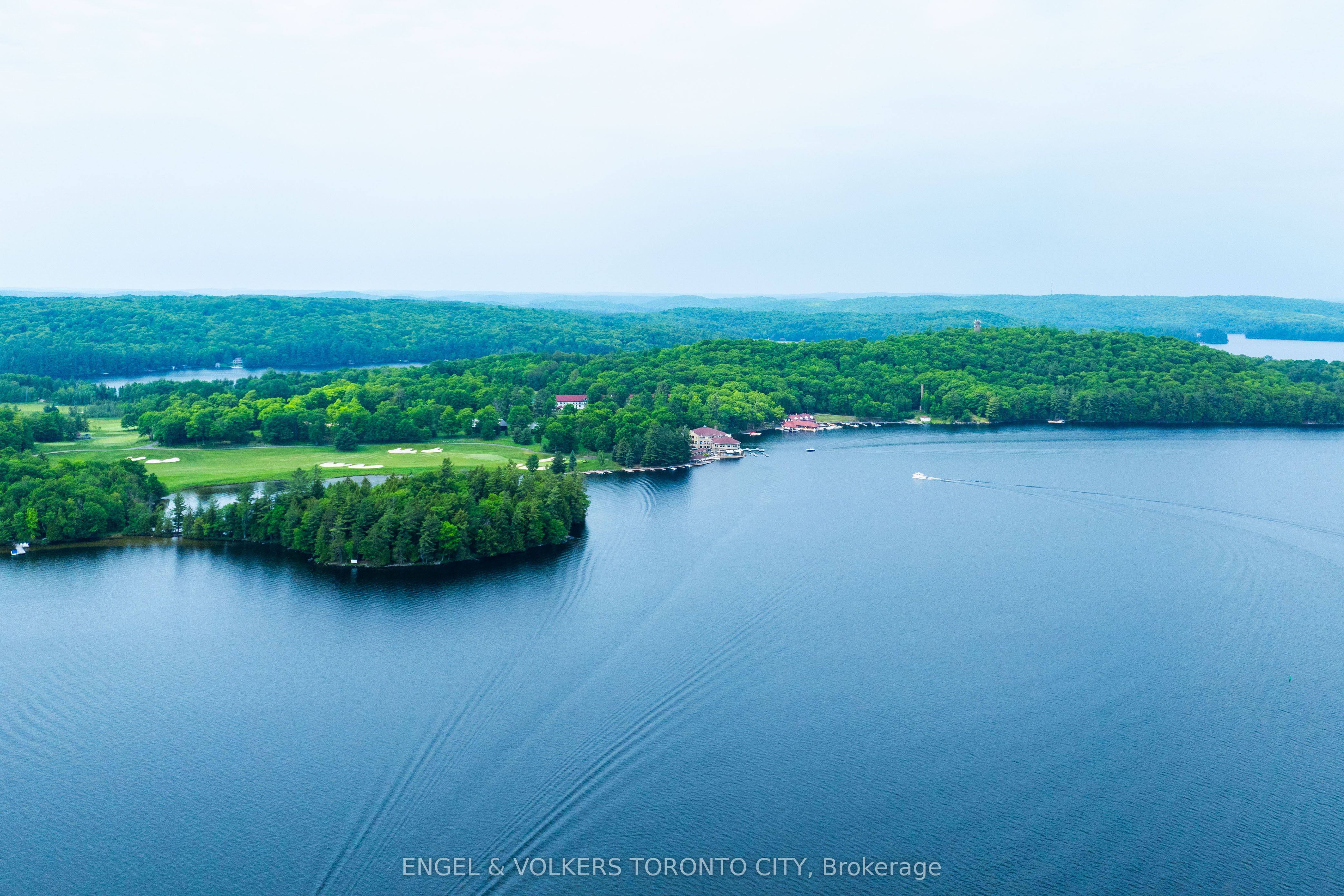12 Bigwin Island 221, Lake of Bays, ON P0B 1A0 photo 3