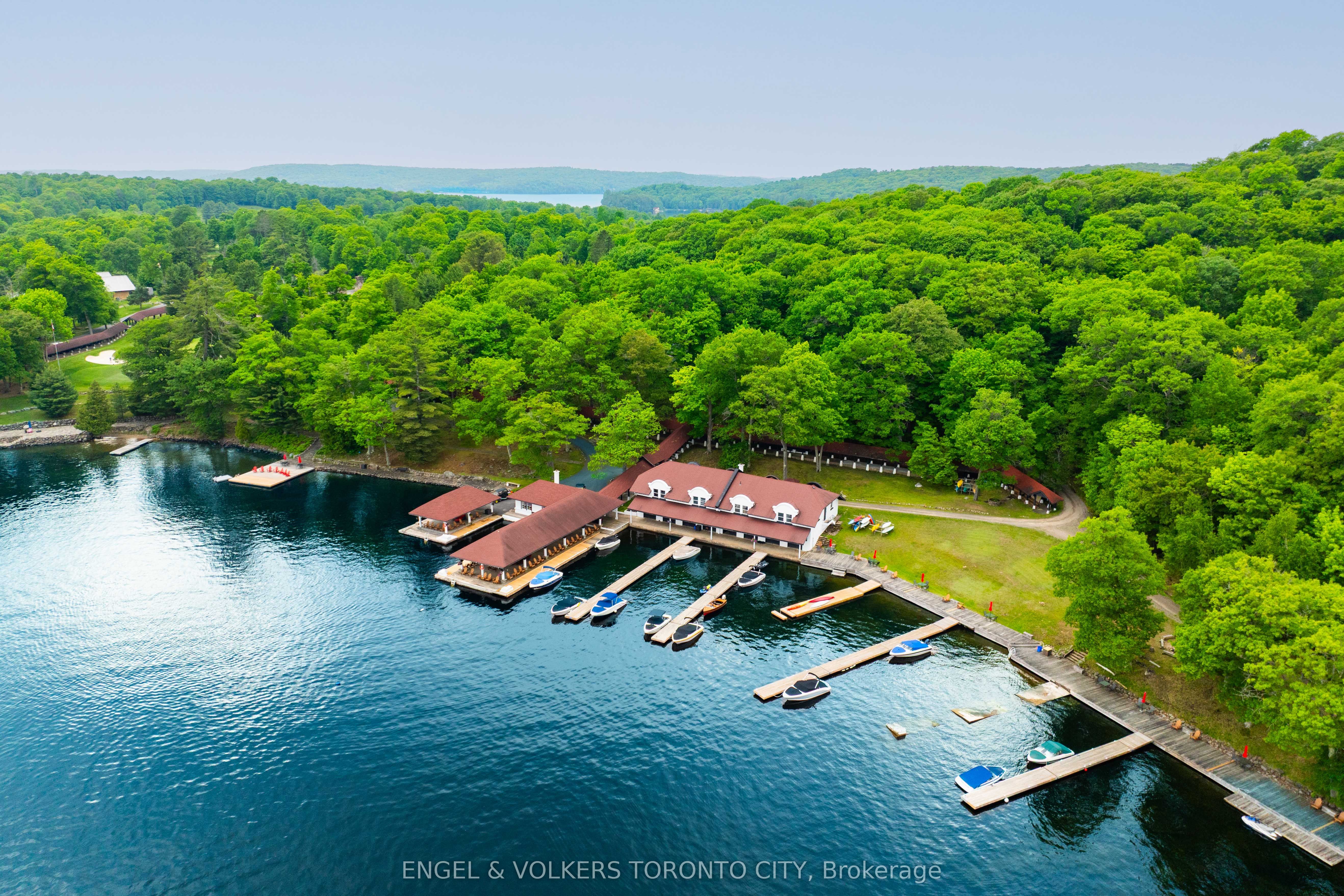 12 Bigwin Island 221, Lake of Bays, ON P0B 1A0 photo 5