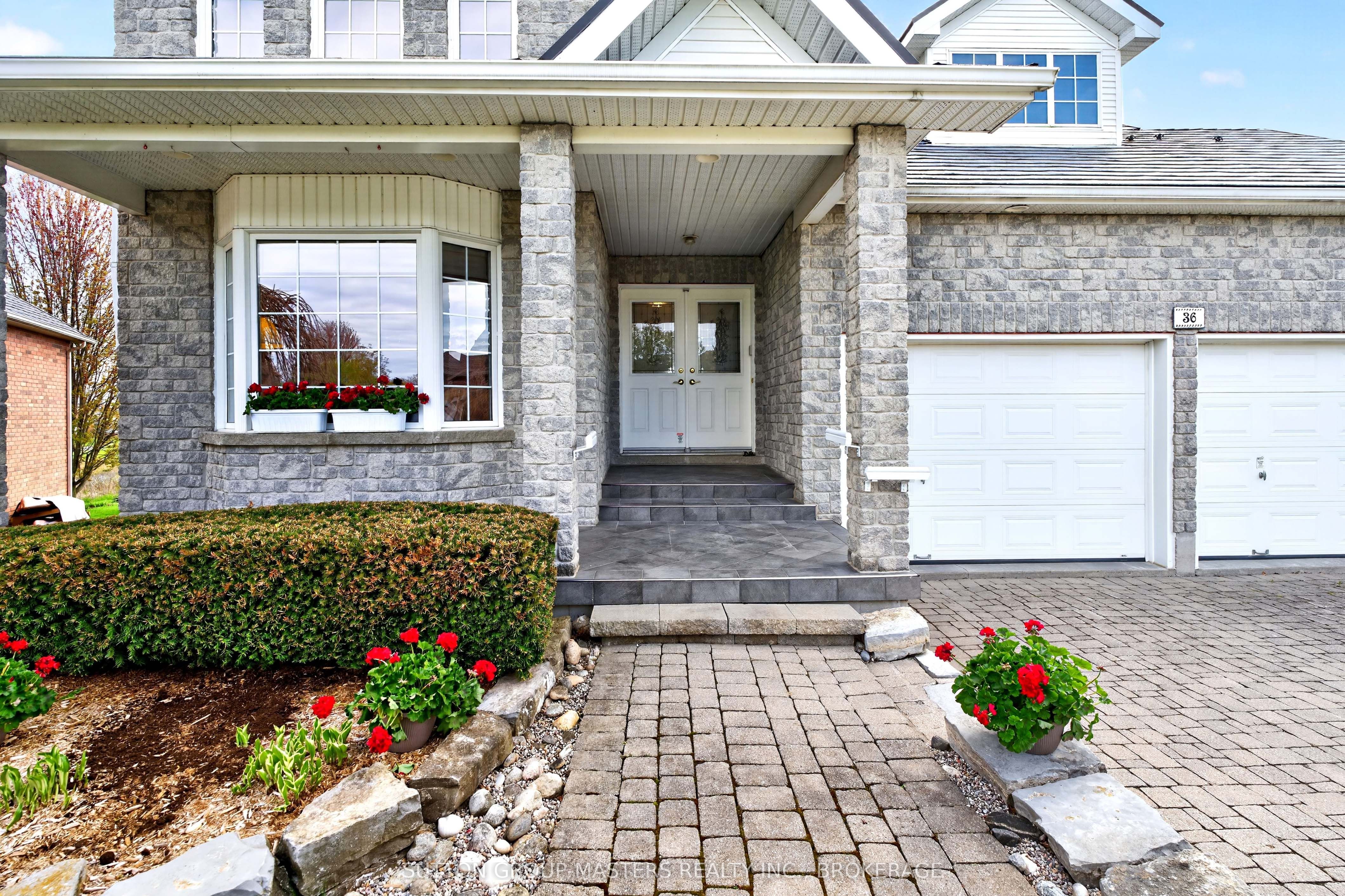 36 Glenora Drive, Loyalist, ON K0H 1G0 photo 3