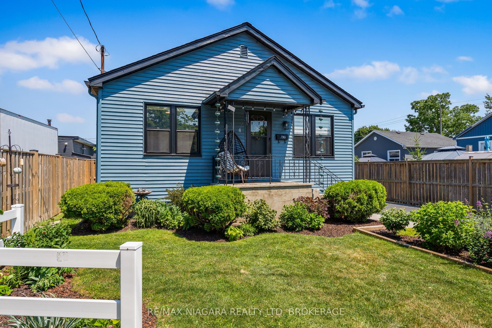 741 Elm Street, Port Colborne, ON L3K 4R2 photo 2