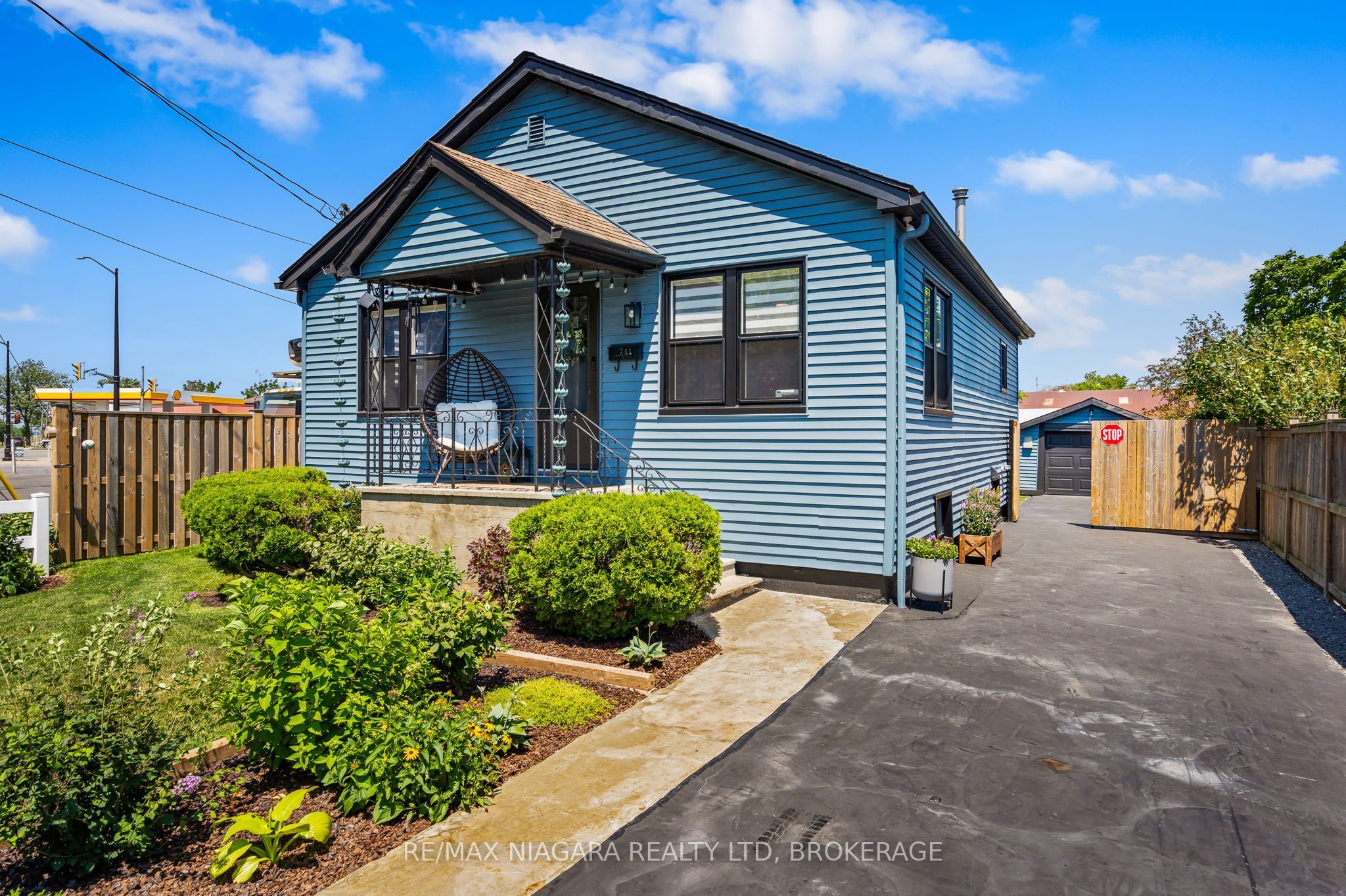 741 Elm Street, Port Colborne, ON L3K 4R2 photo 3