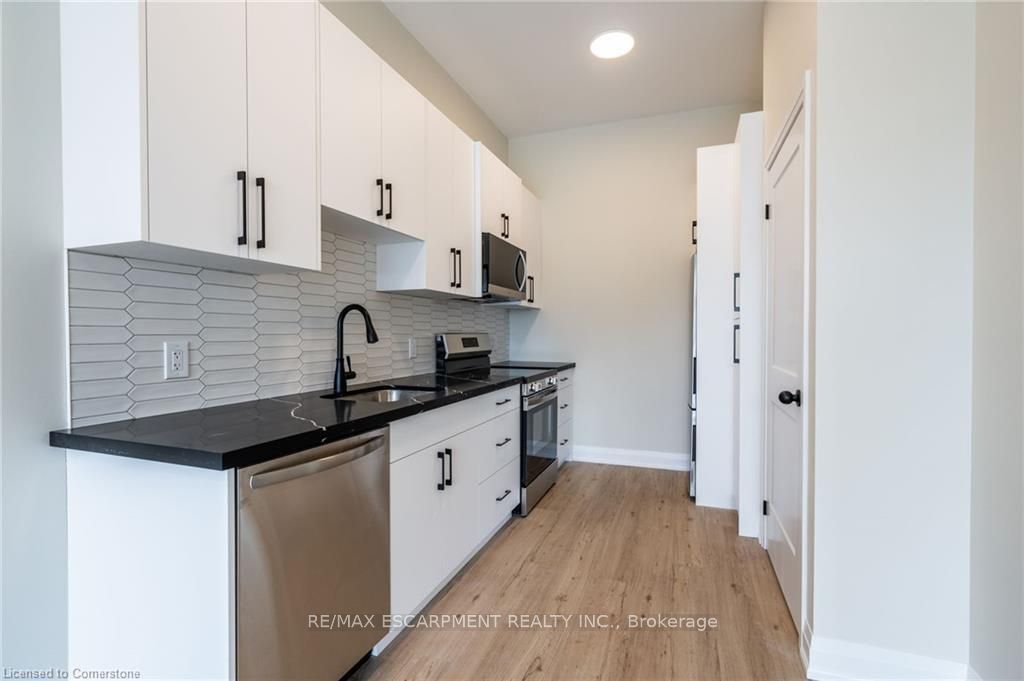728 ELEVENTH Avenue A, Hamilton, ON L8T 2K8 photo 5