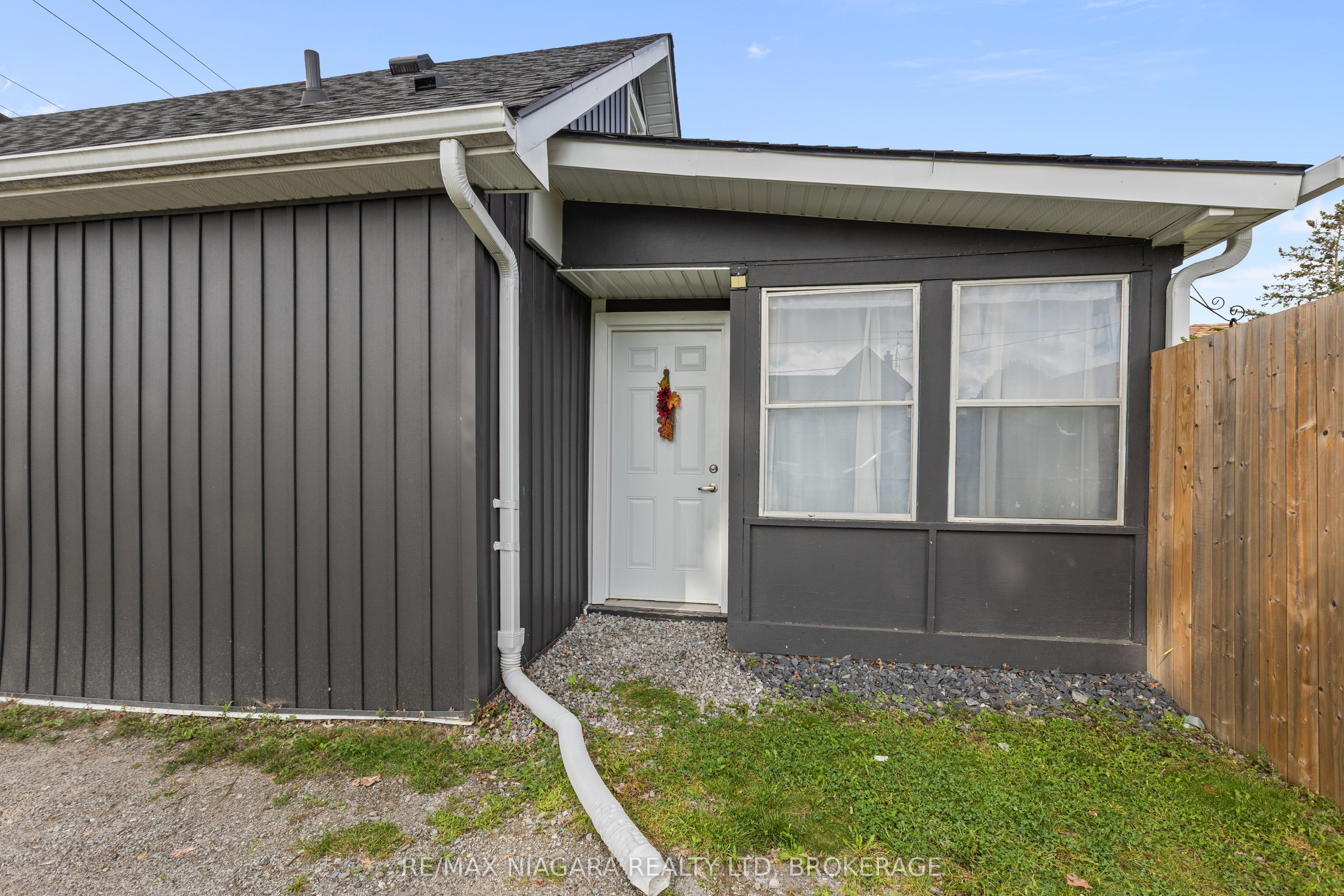 155 Broadway Street, Welland, ON L3C 5L6 photo 4