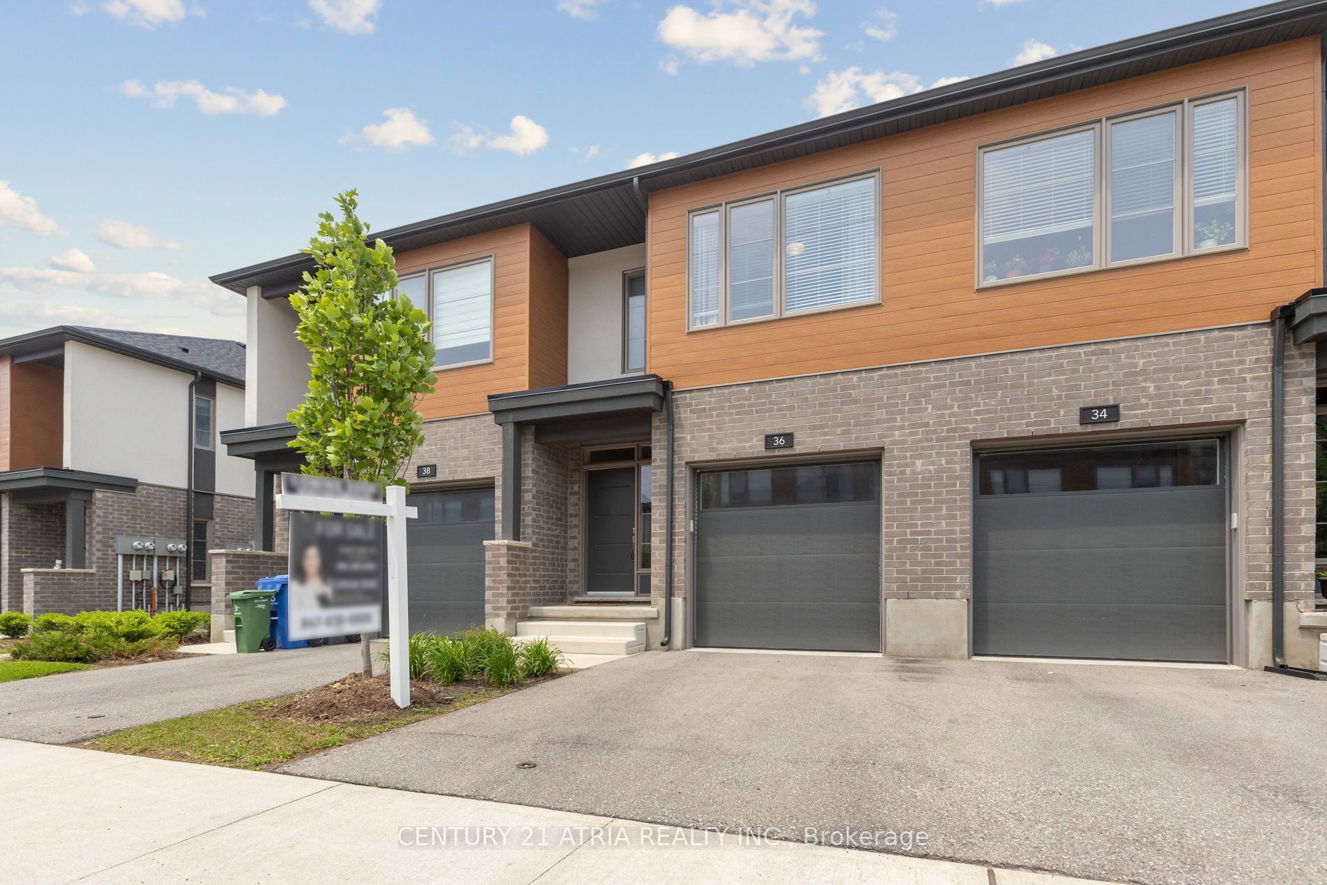 36 Steele Crescent, Guelph, ON N1E 0S7 photo 2