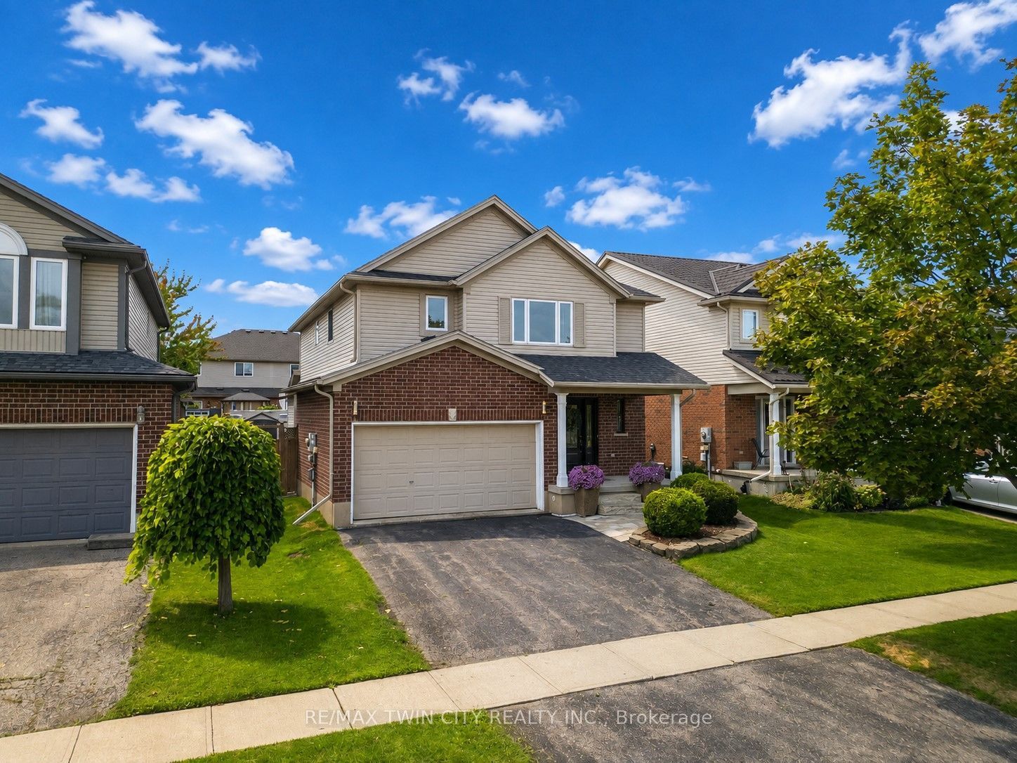 64 Brenneman Drive, Wilmot, ON N3A 4M9 photo 2