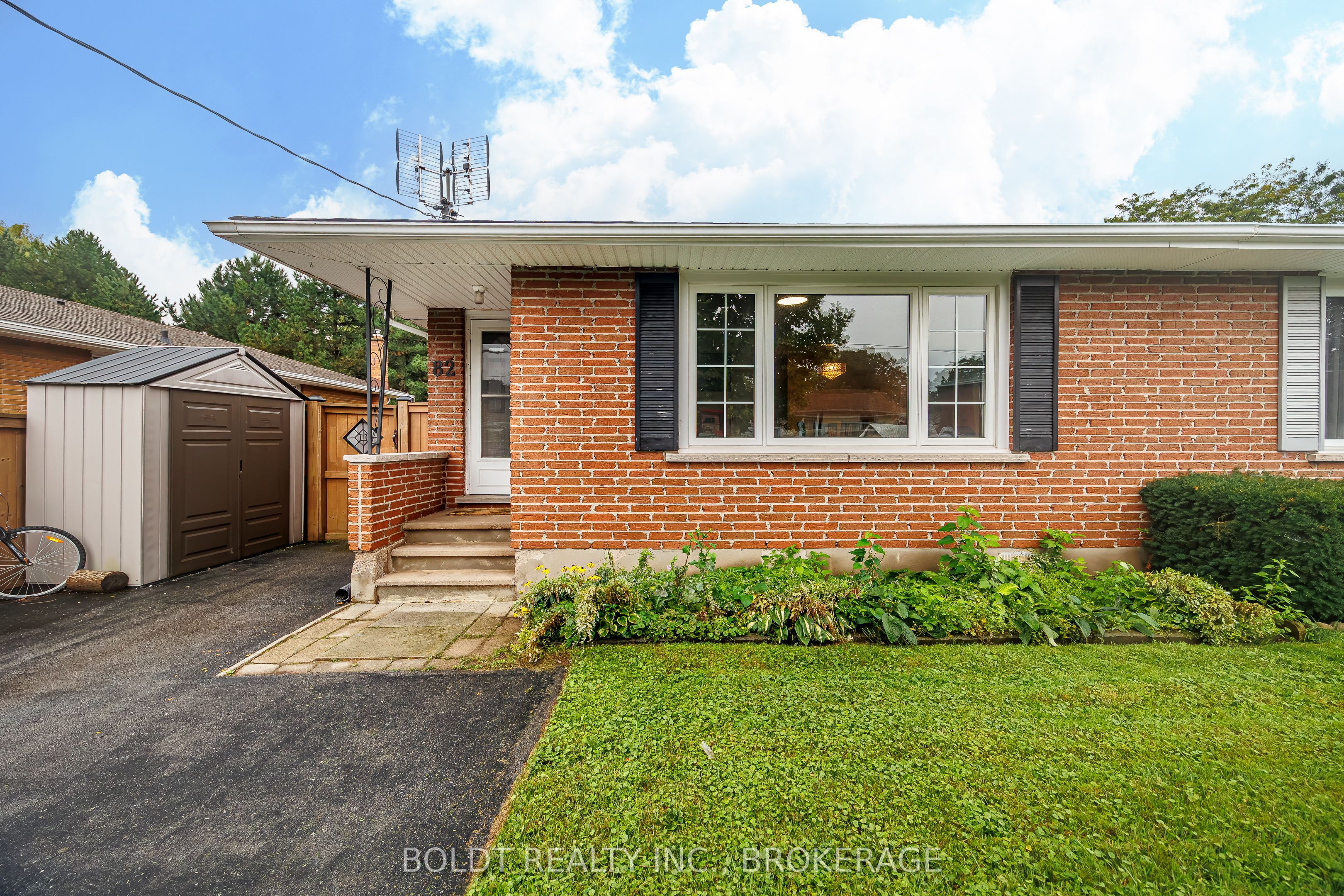 82 Wildwood Road, St. Catharines, ON L2M 1C8 photo 2