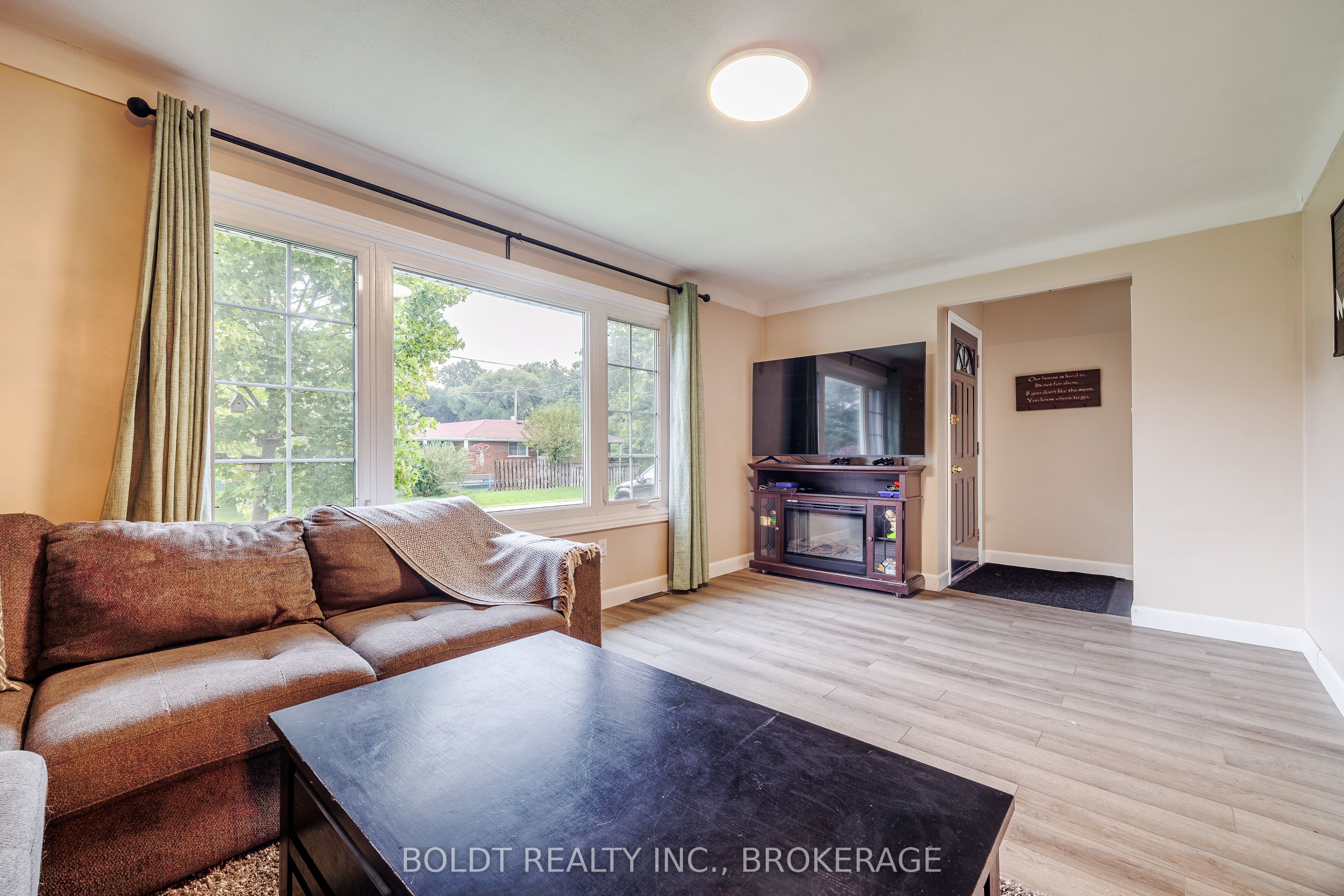 82 Wildwood Road, St. Catharines, ON L2M 1C8 photo 4