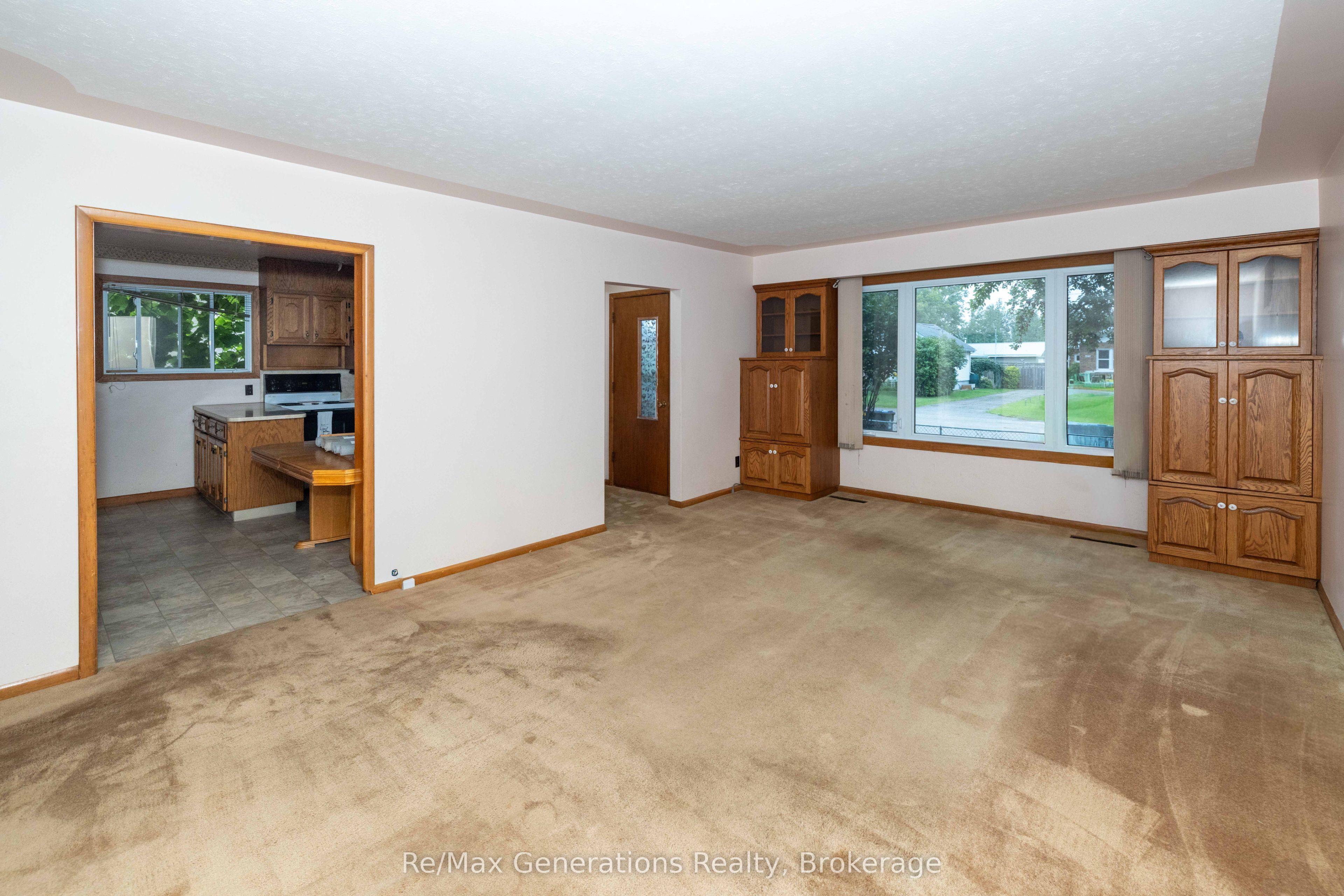 1900 Bailey Avenue, Thunder Bay, ON P7E 2X1 photo 2