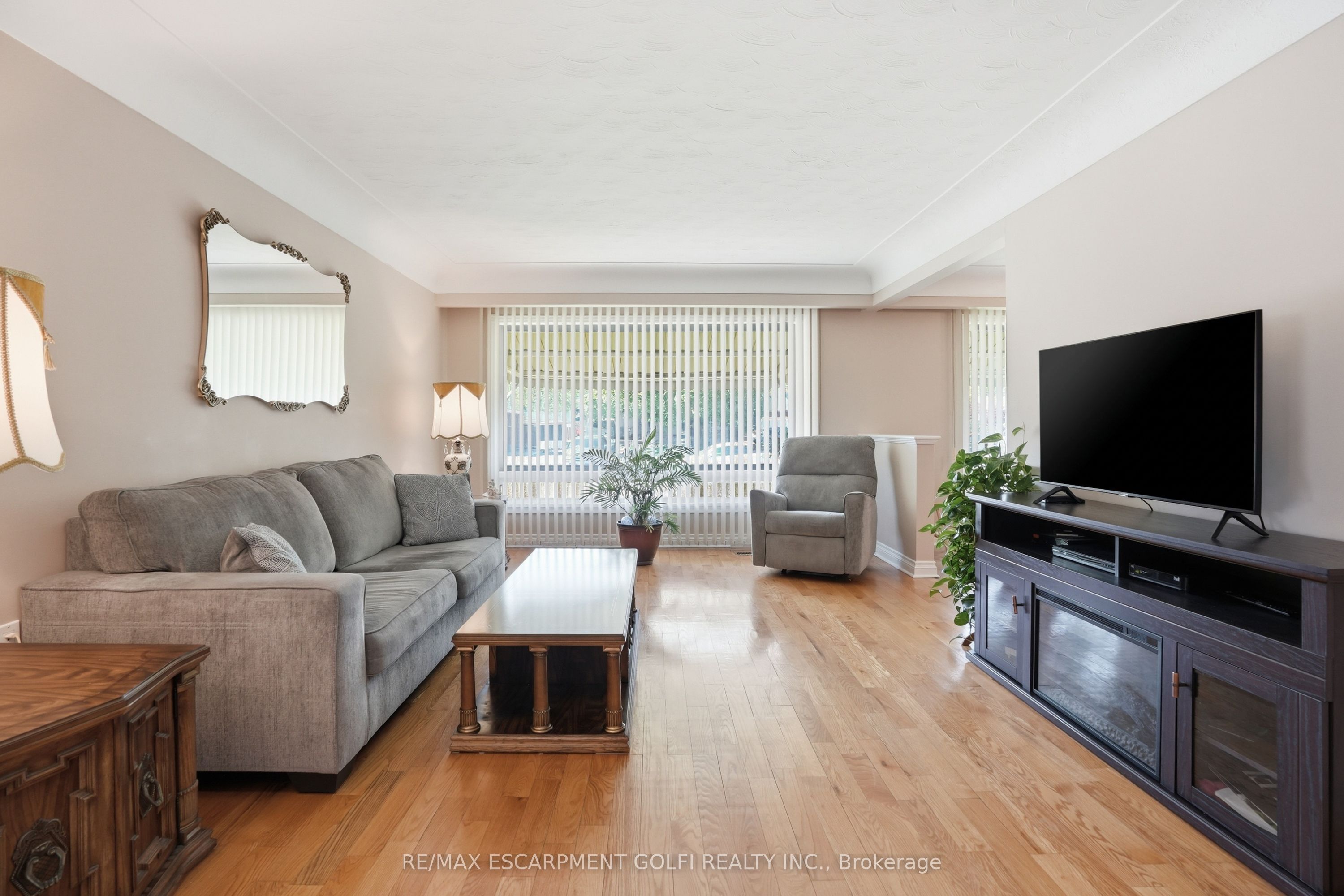 18 Pleasant Avenue, Hamilton, ON L8G 2L2 photo 4
