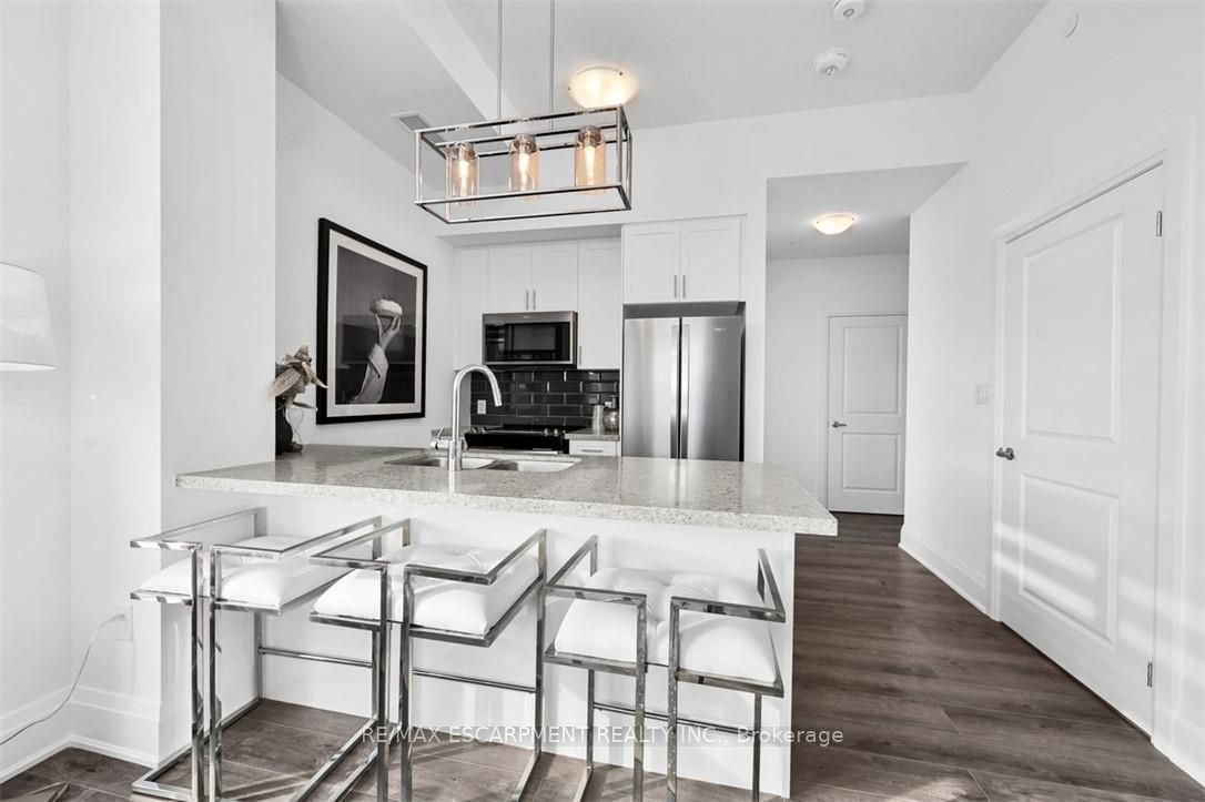 470 Dundas Street 515, Hamilton, ON L8B 2A6 photo 5