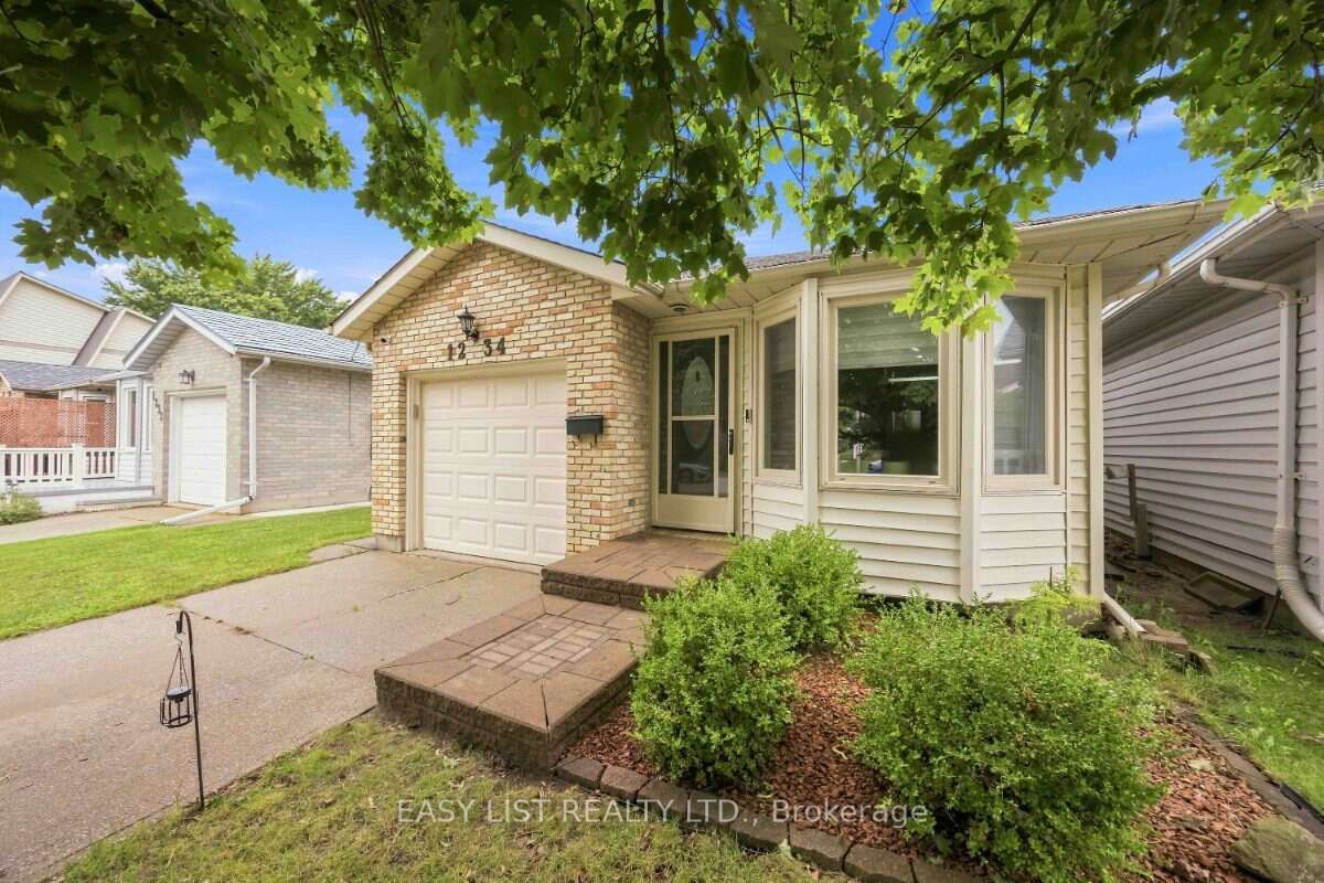 1234 Thistledown Avenue, Sarnia, ON N7S 5A9 photo 2