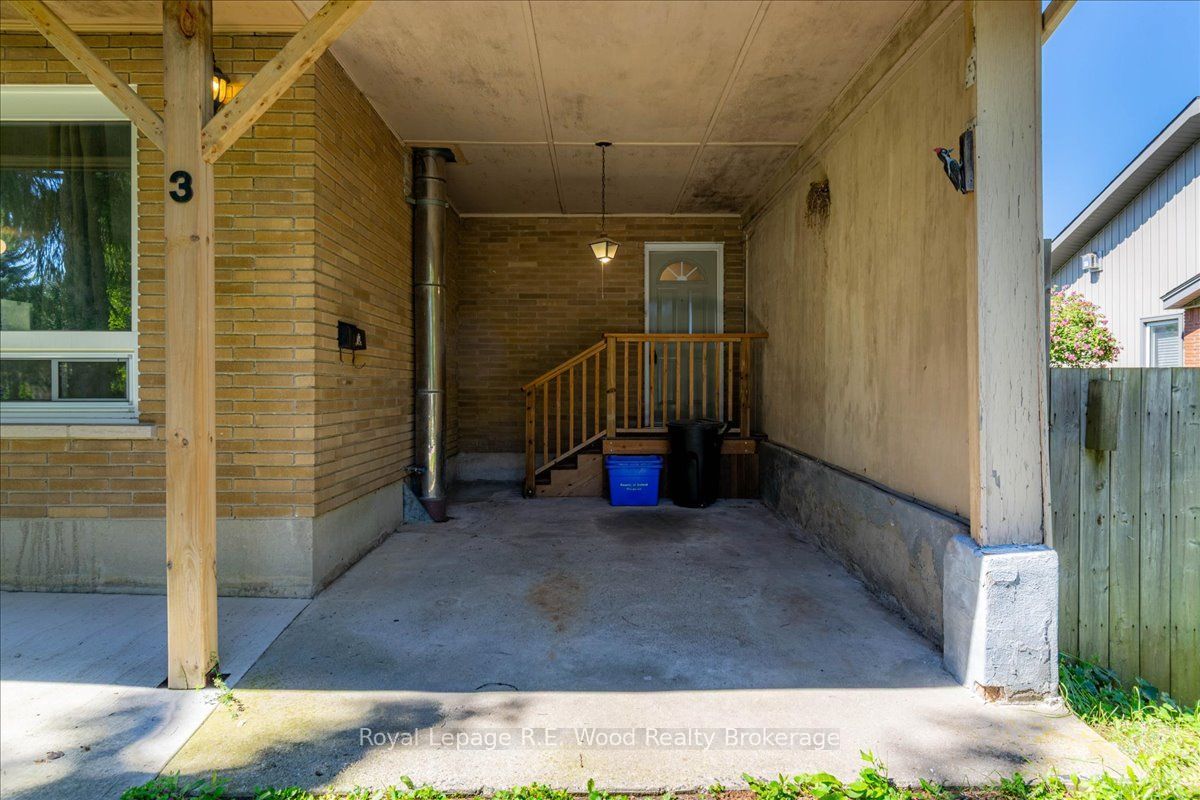 3 Myrtle Street, Tillsonburg, ON N4G 4G4 photo 4