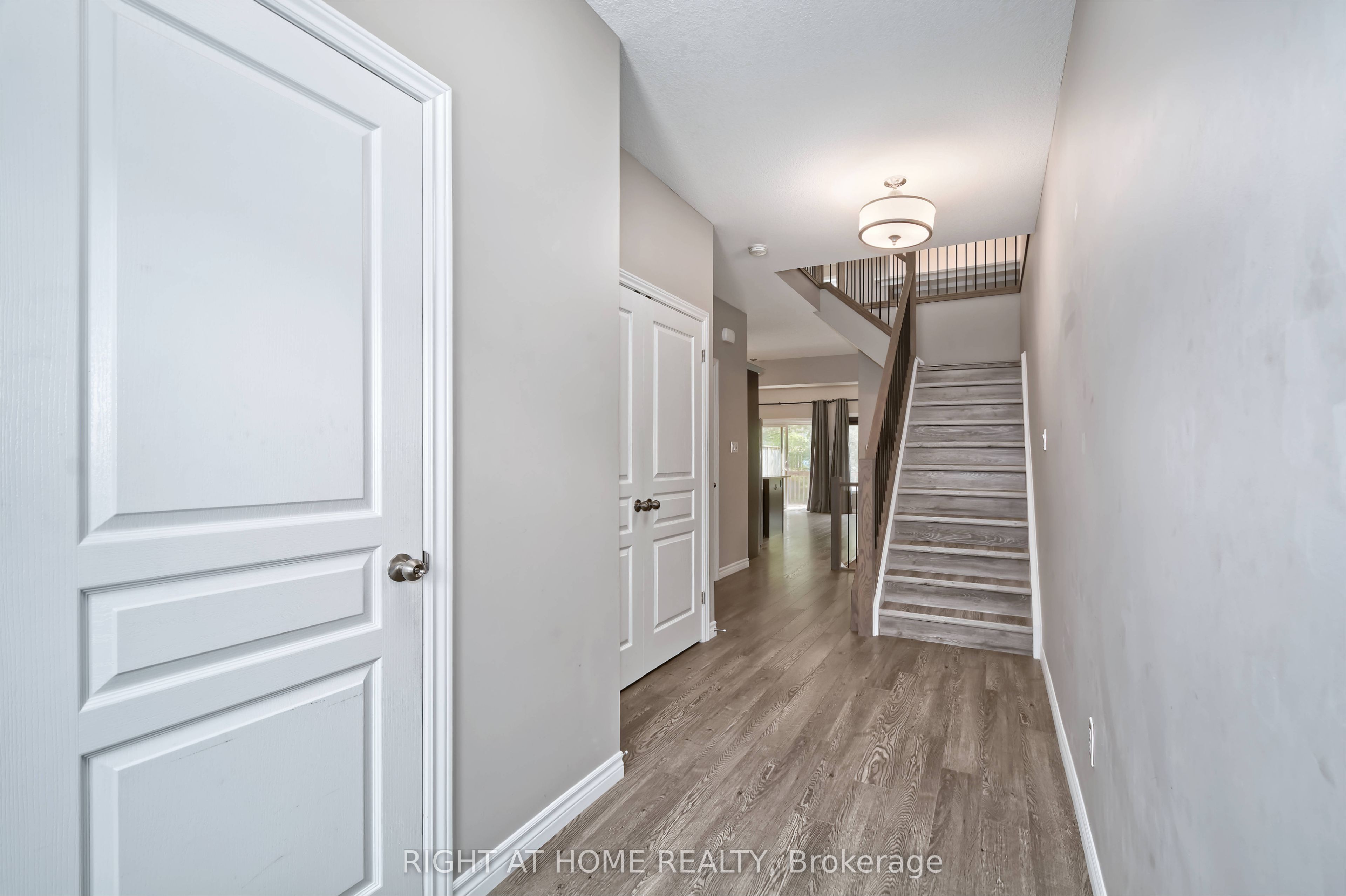1924 Cedarhollow Boulevard 97, London North, ON N5X 0K3 photo 4