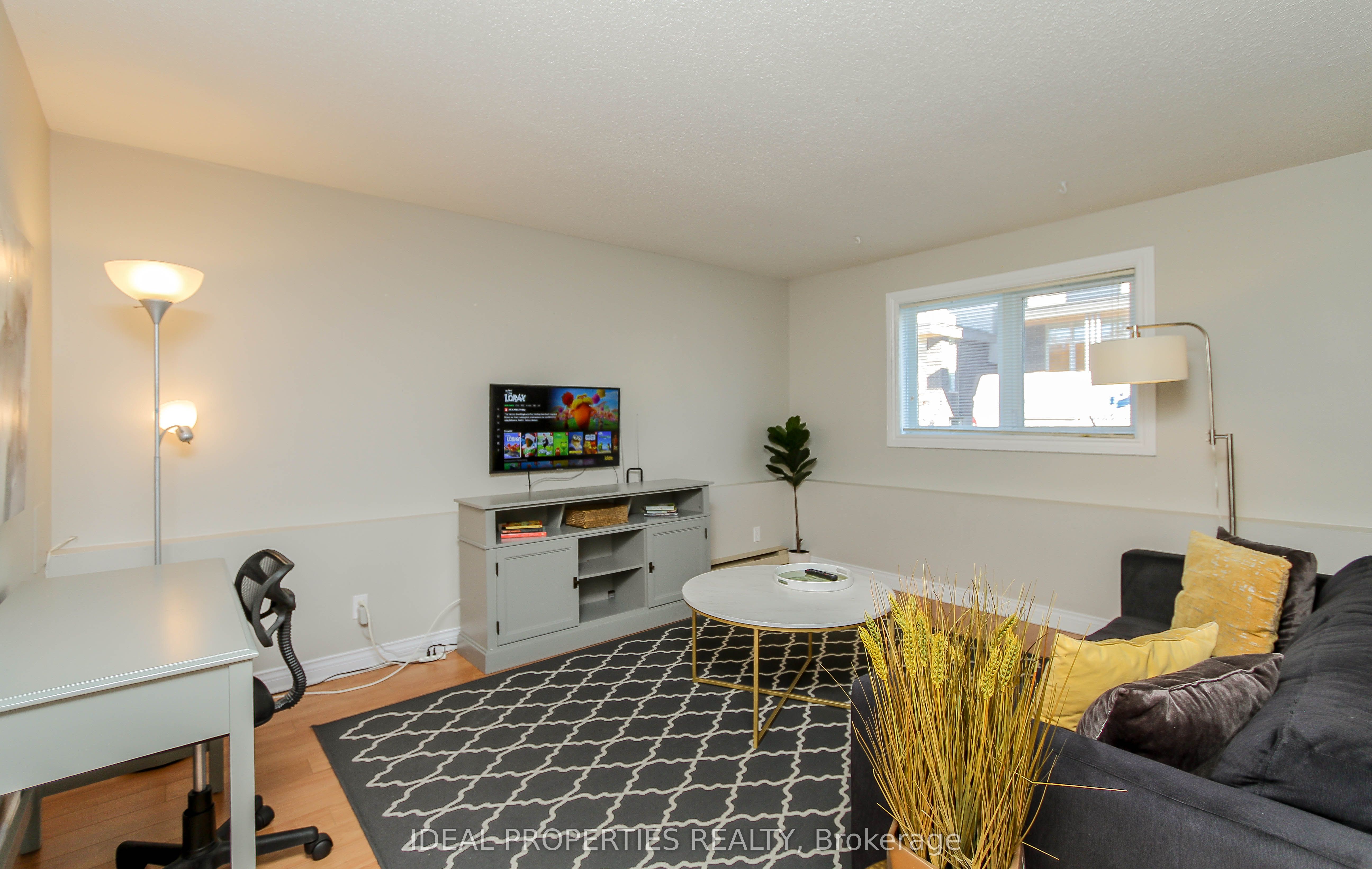 276 CARRUTHERS Avenue A, West Centre Town, ON K1Y 1N9 photo 3