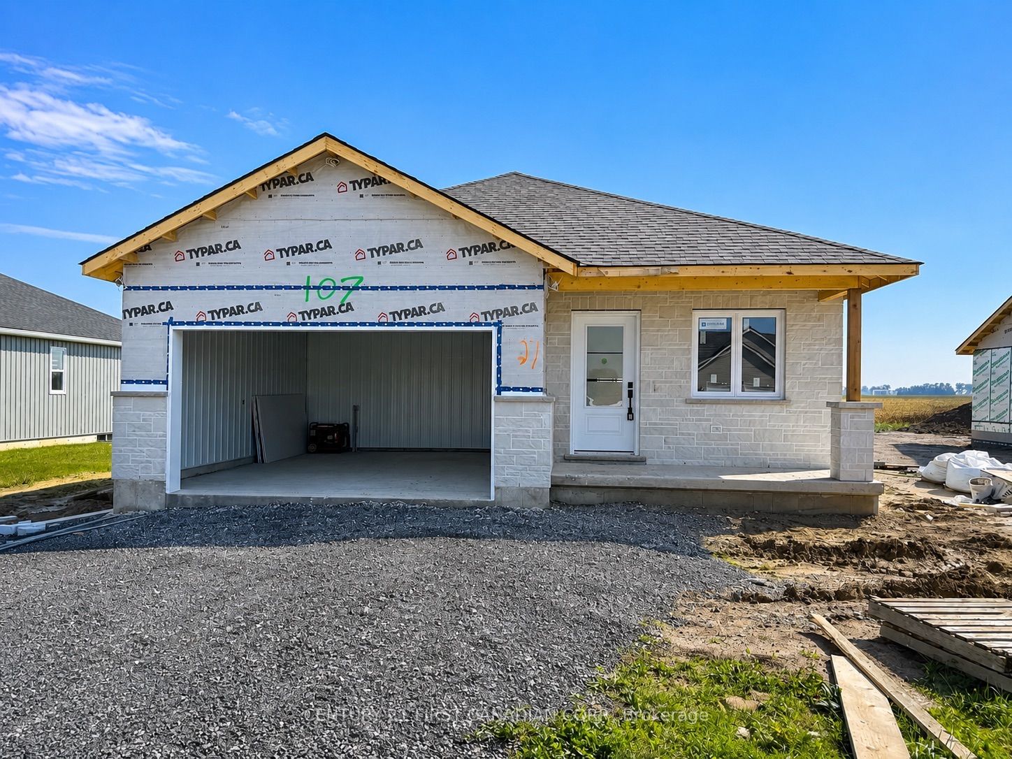 107 Victoria Avenue E, South Huron, ON N0M 1M0