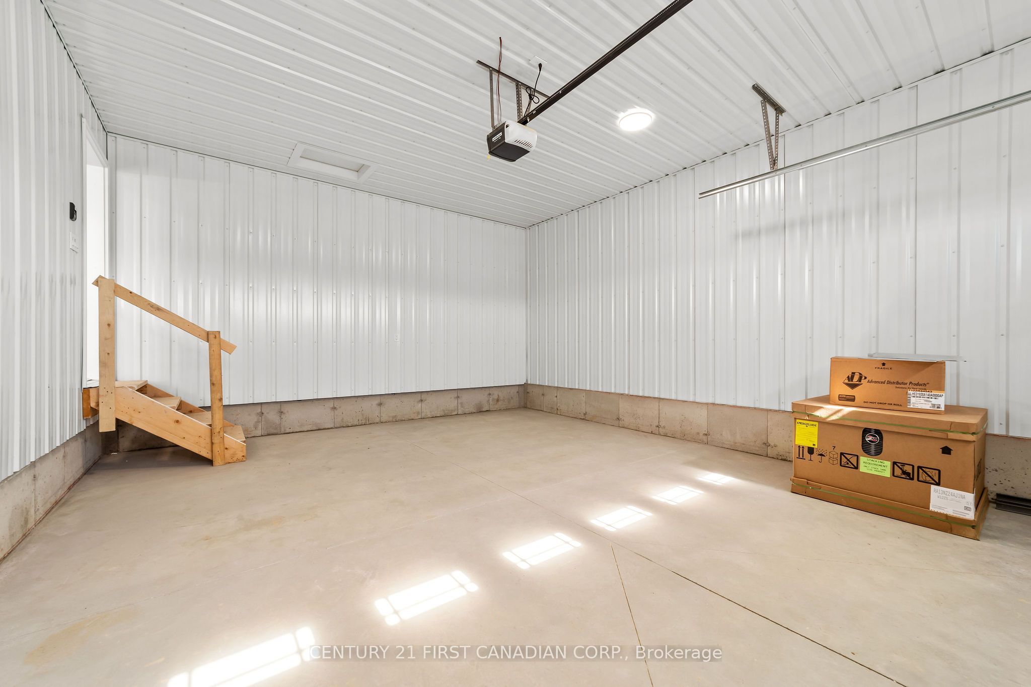 107 Victoria Avenue E, South Huron, ON N0M 1M0 photo 5