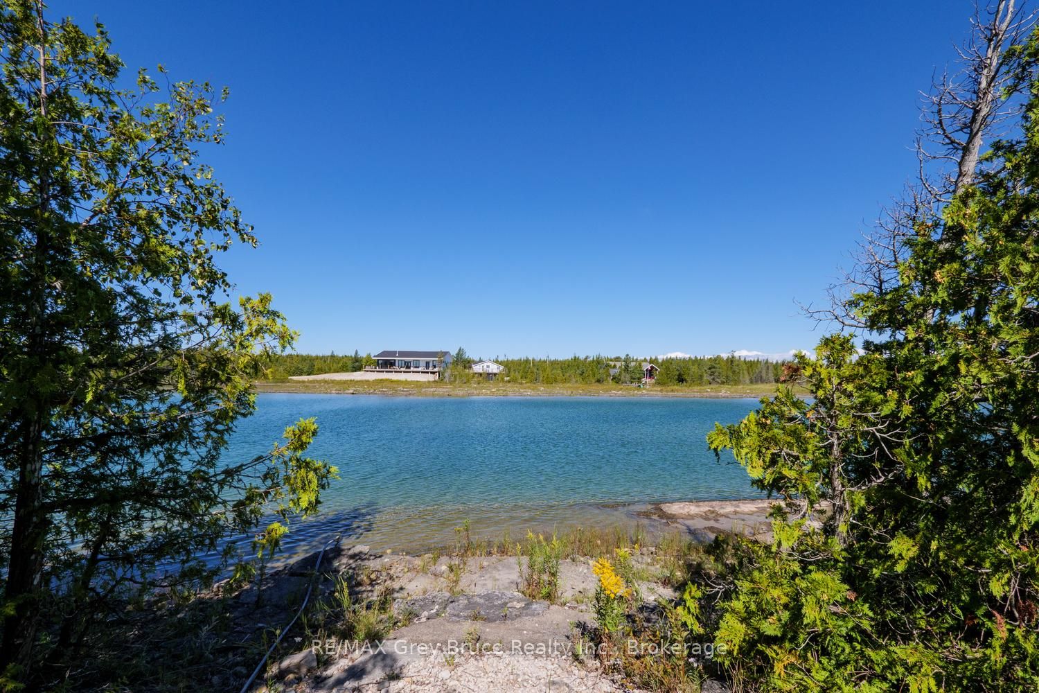 68 Bayshore Avenue S, Northern Bruce Peninsula, ON N0H 2R0 photo 5