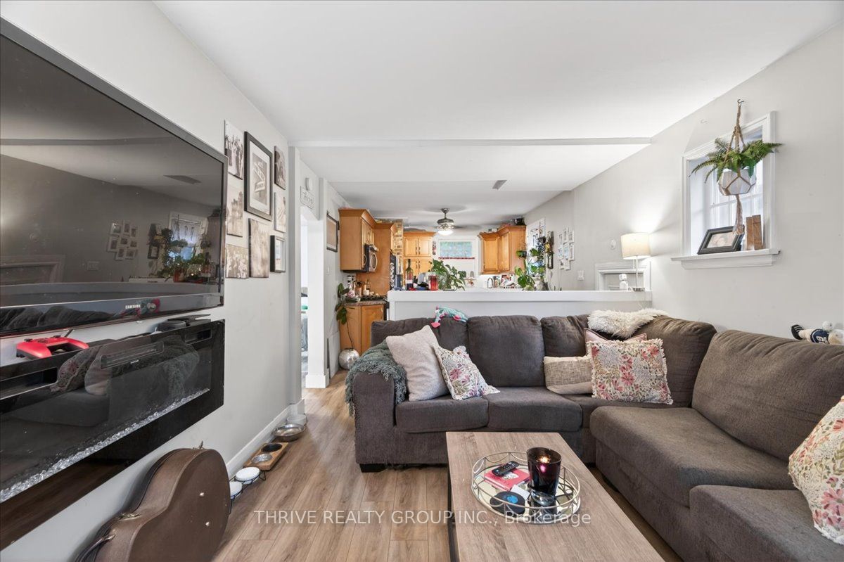 494 Highbury Avenue N, London East, ON N5W 4K4 photo 4