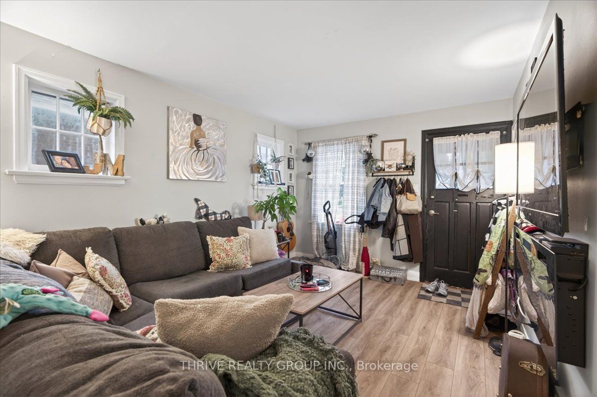 494 Highbury Avenue N, London East, ON N5W 4K4 photo 5