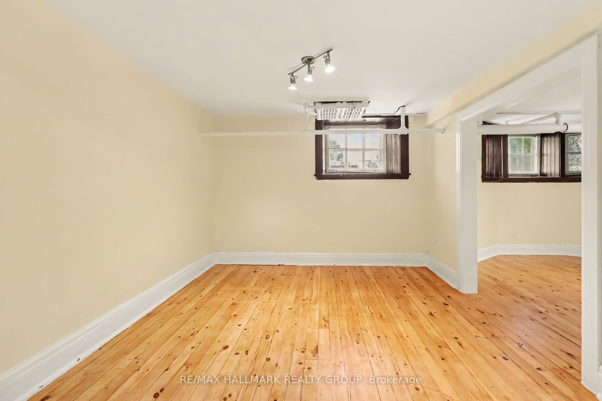 413 Elgin Street 13, Ottawa Centre, ON K2P 1N4 photo 4