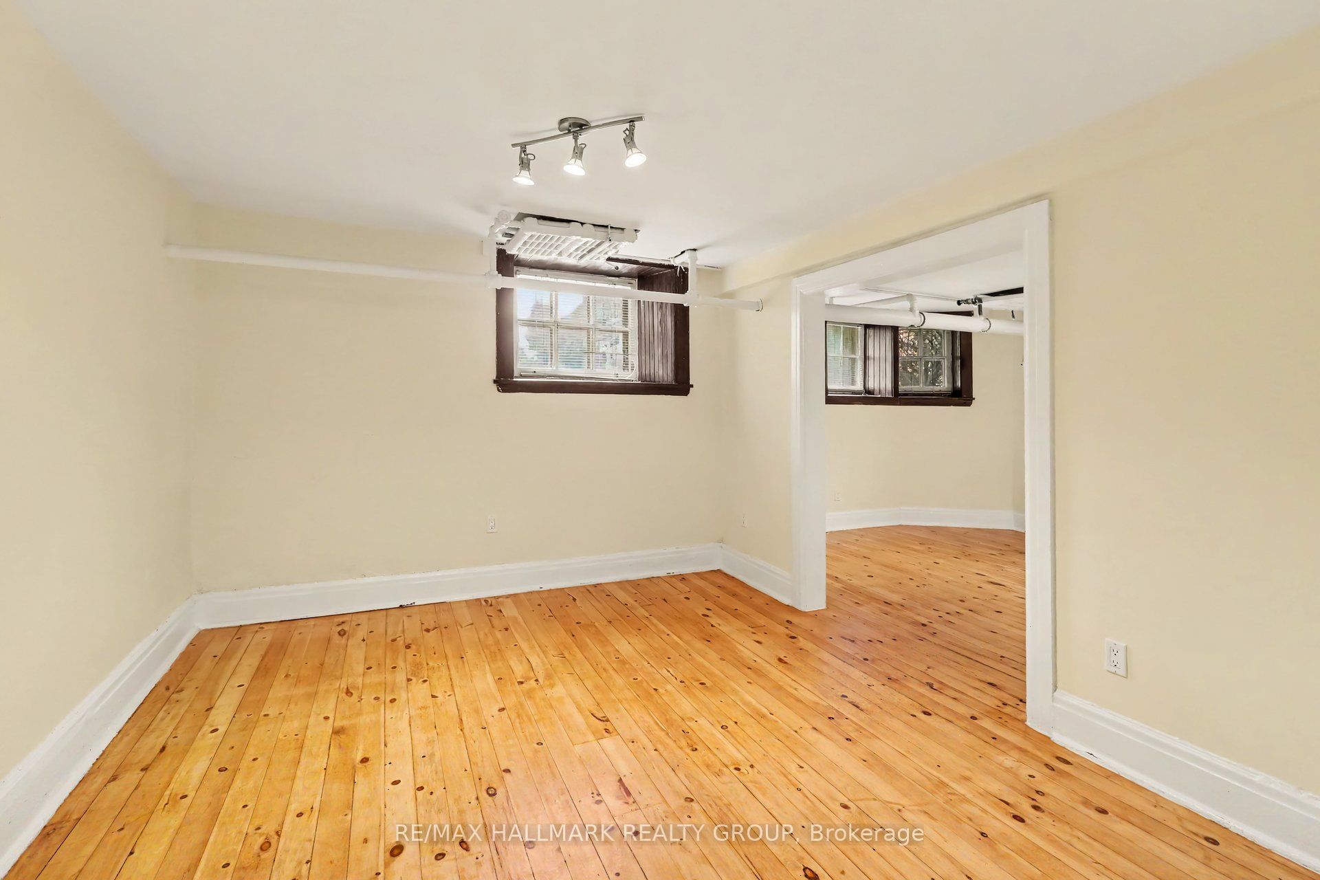 413 Elgin Street 13, Ottawa Centre, ON K2P 1N4 photo 5