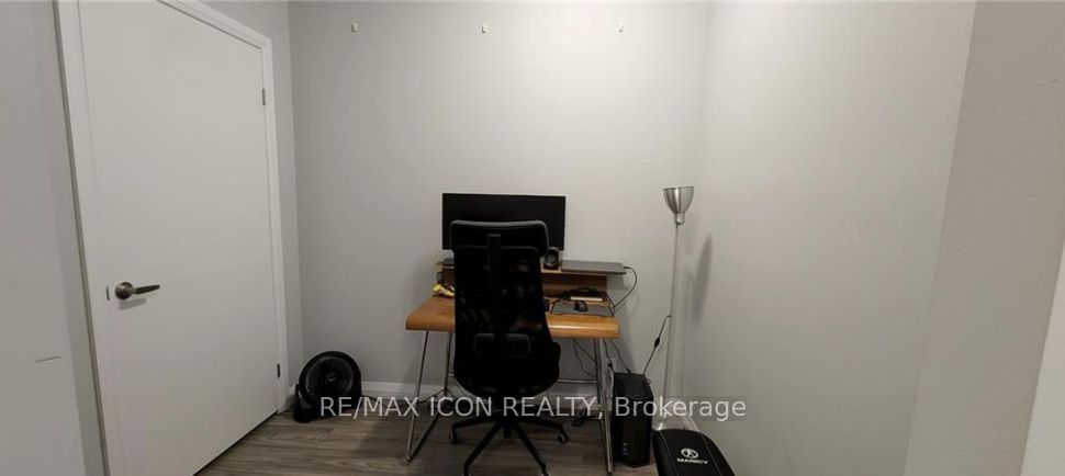 104 Garment Street 1806, Kitchener, ON N2G 0C3 photo 5