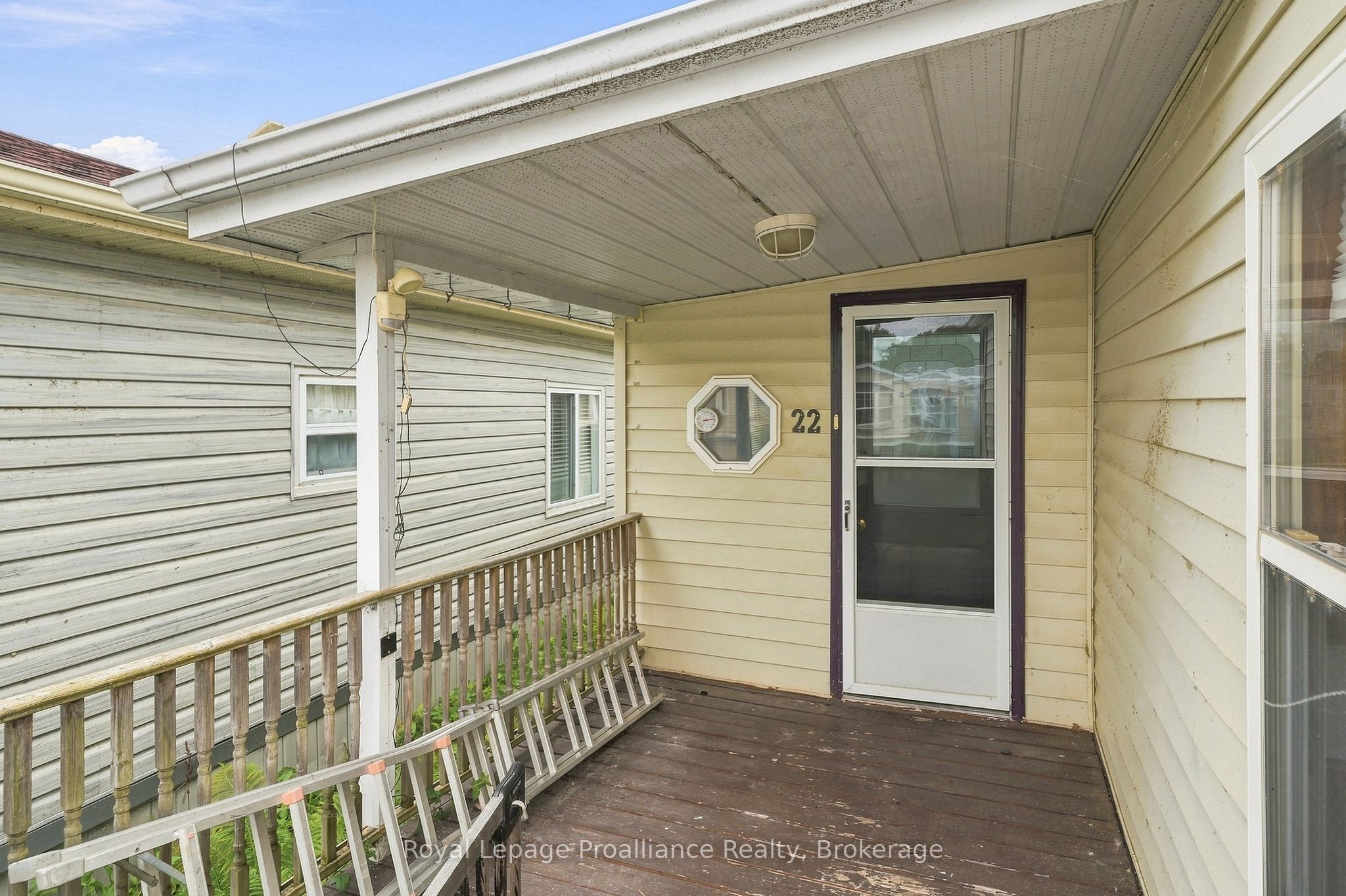 311 Dundas Street E 22, Quinte West, ON K8V 3E4 photo 4