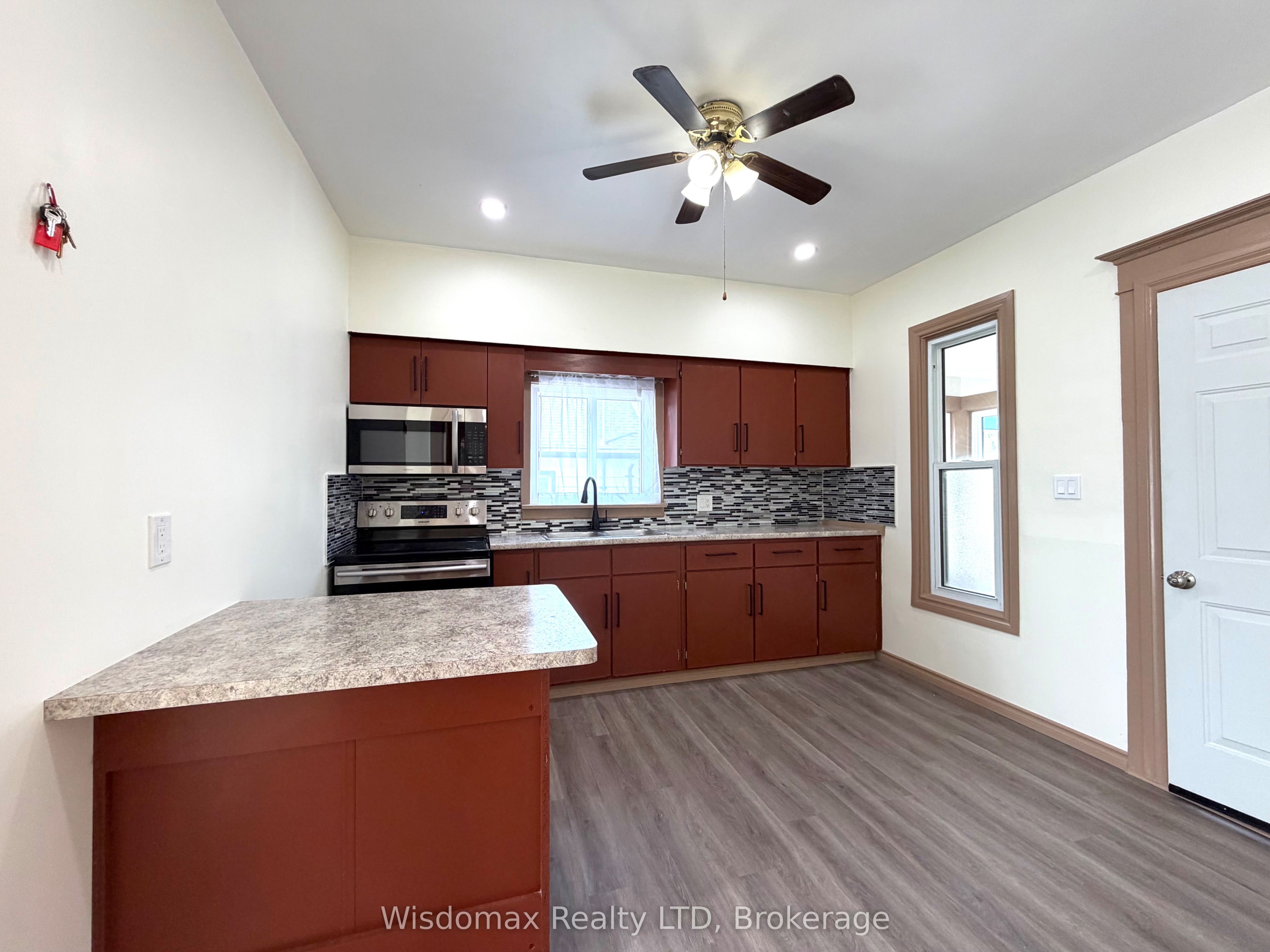 4731 SAINT LAWRENCE Avenue, Niagara Falls, ON L2E 3X8 photo 5