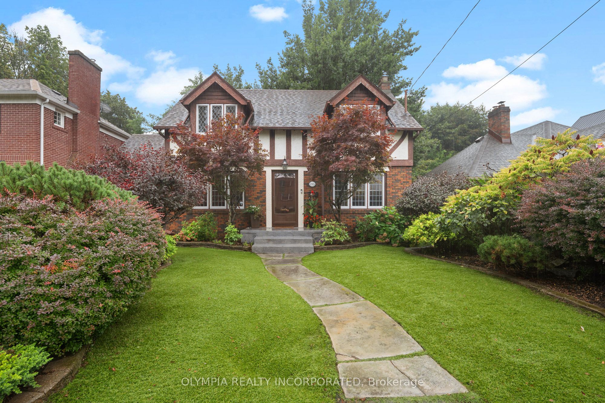 195 Ontario Street, St. Catharines, ON L2R 5K8