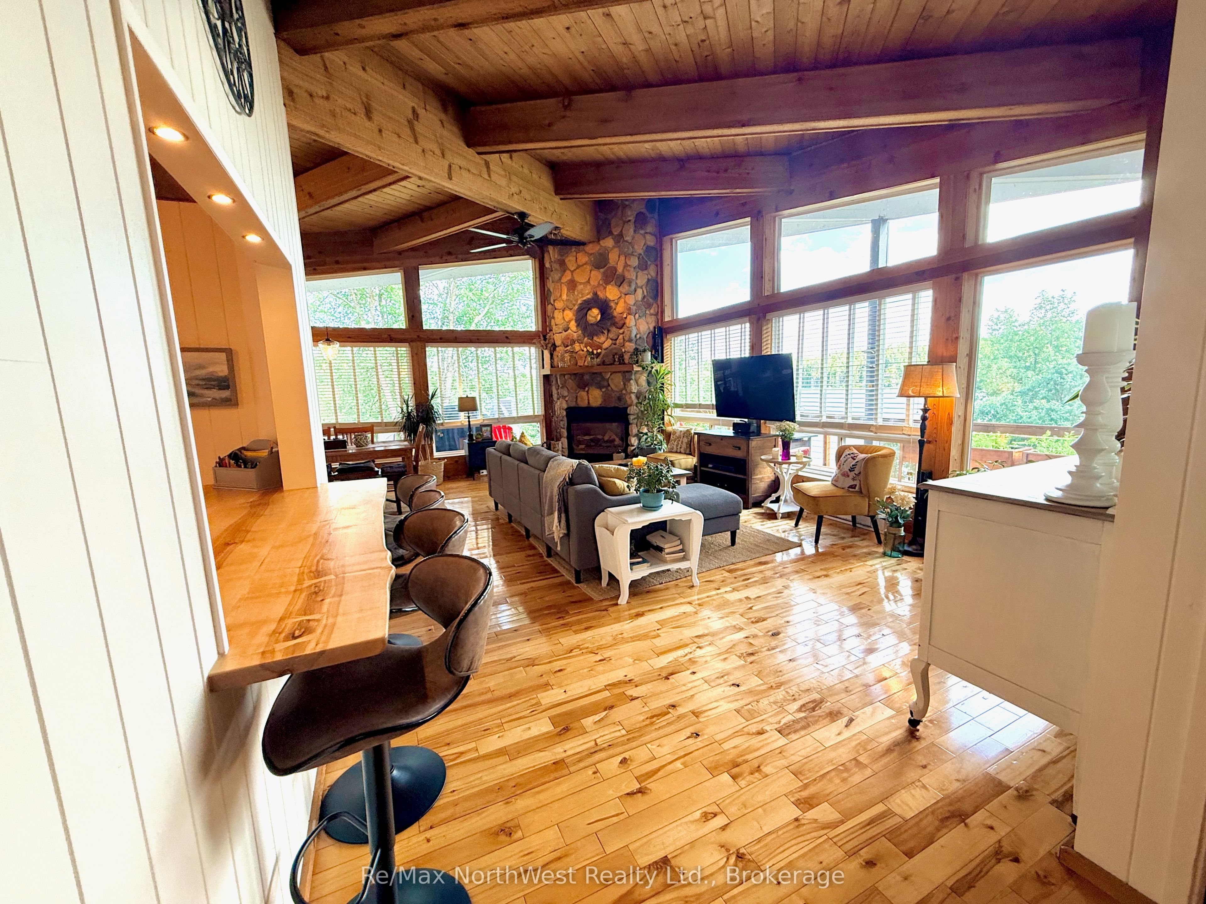 6 Chrustie Road, Kenora Remote Area, ON P0X 1C0 photo 3