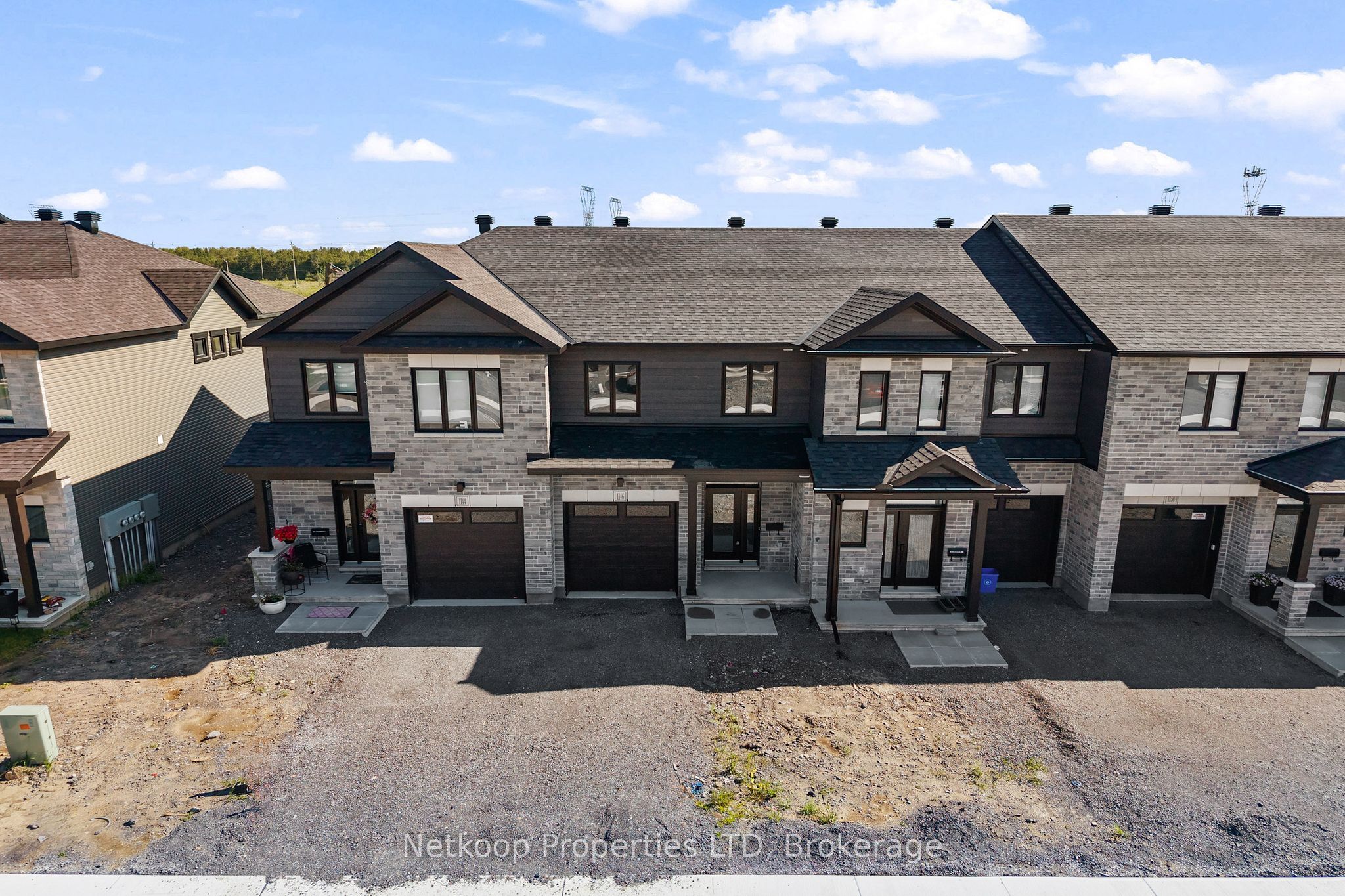 1162 Cope Drive, Stittsville - Munster - Richmond, ON K2S 3C3 photo 2