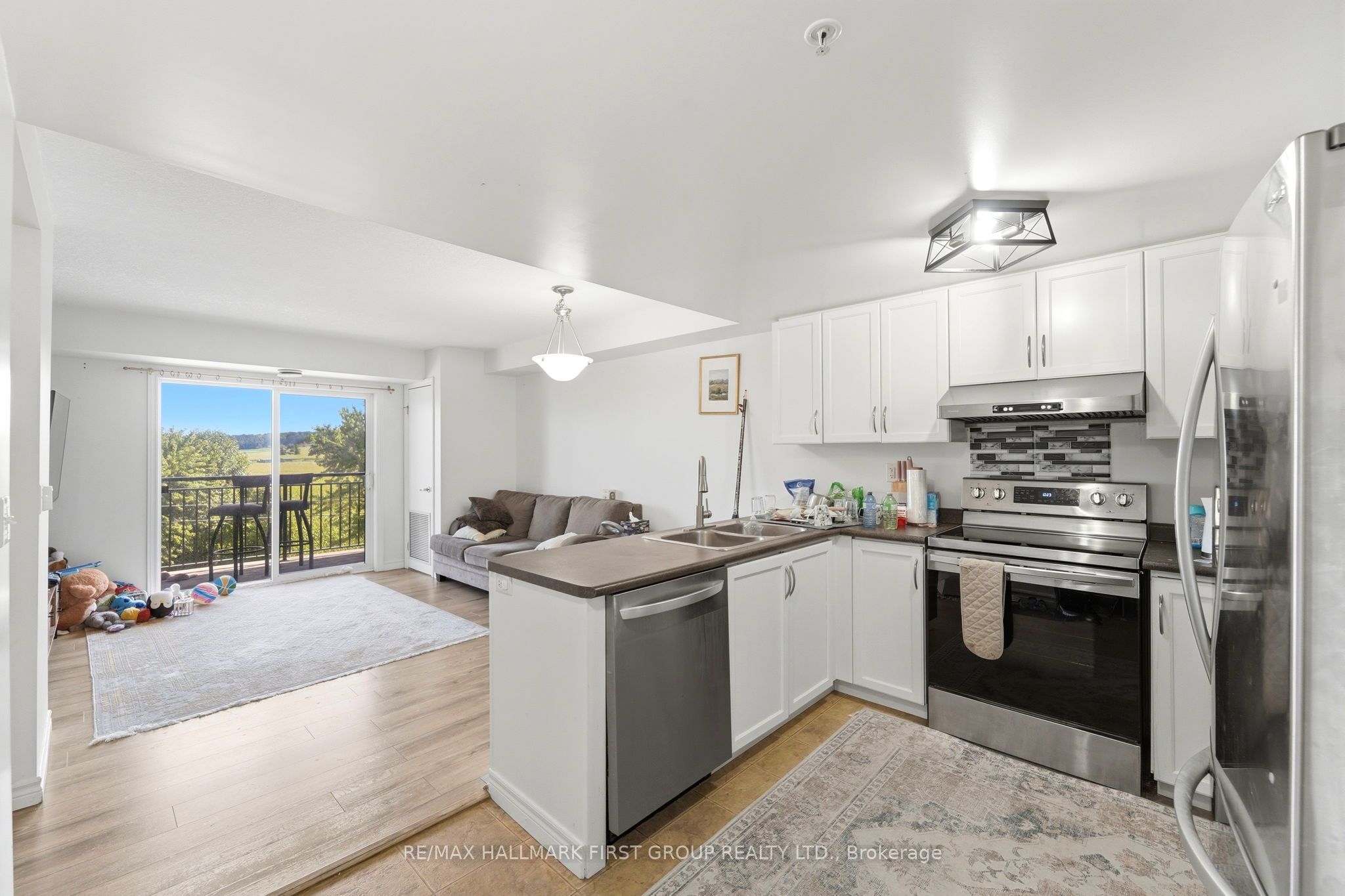 19 Waterford Drive 403, Guelph, ON N1L 0J1 photo 4