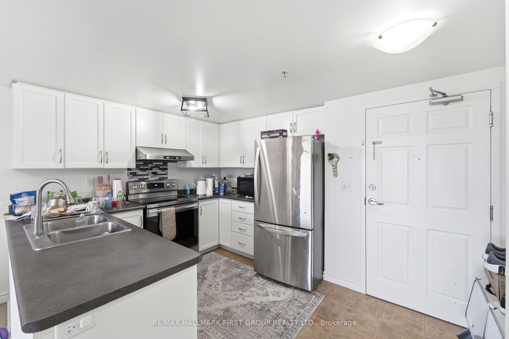 19 Waterford Drive 403, Guelph, ON N1L 0J1 photo 5