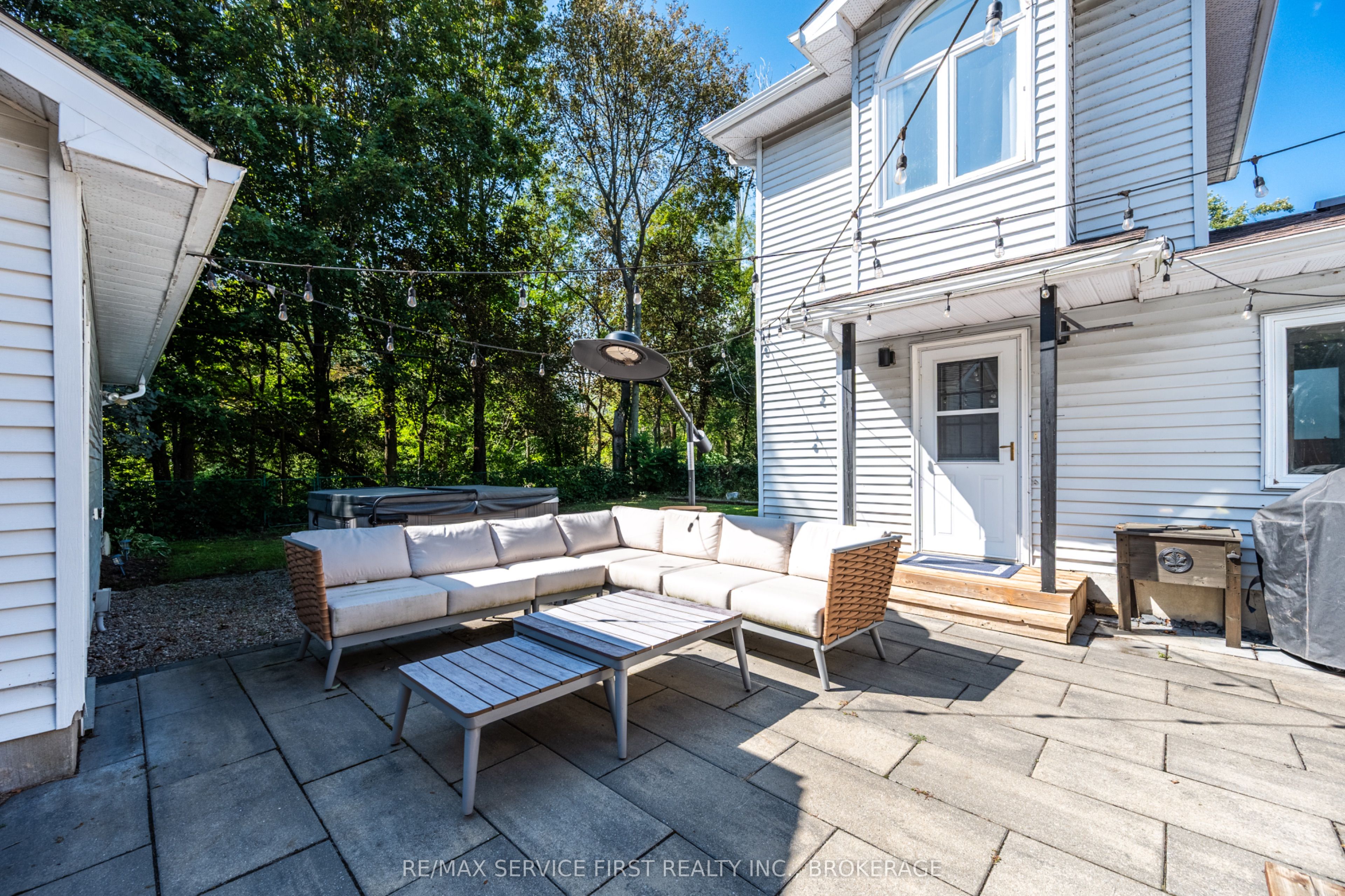 447 McEwen Drive, Kingston, ON K7M 3W6 photo 4