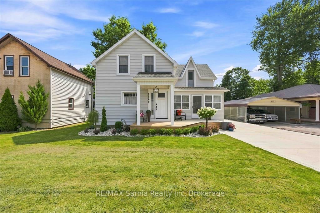 8049 Centre Street, Brooke-Alvinston, ON N0N 1A0