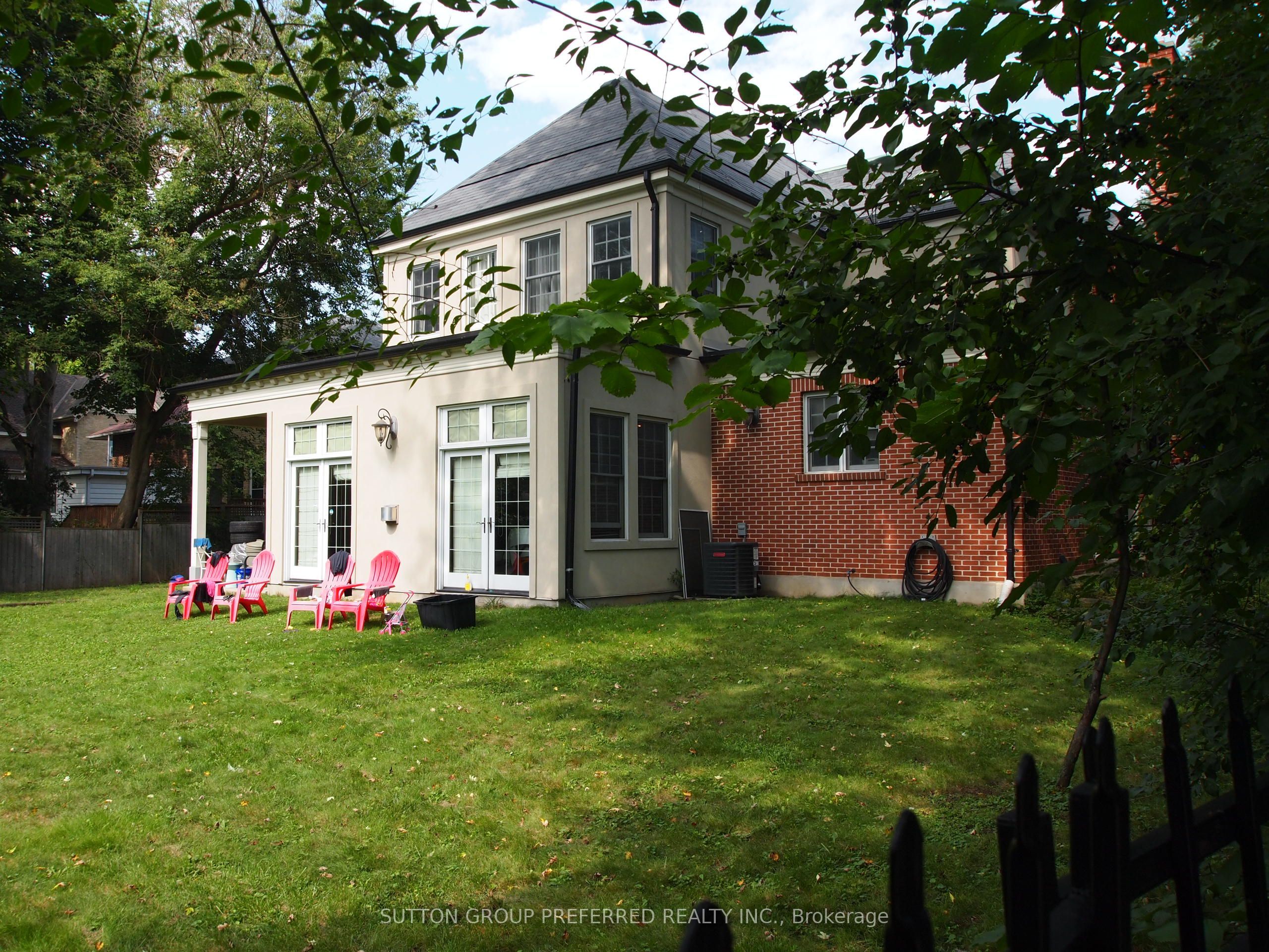 1185 Richmond Street, London East, ON N6A 3L3 photo 2