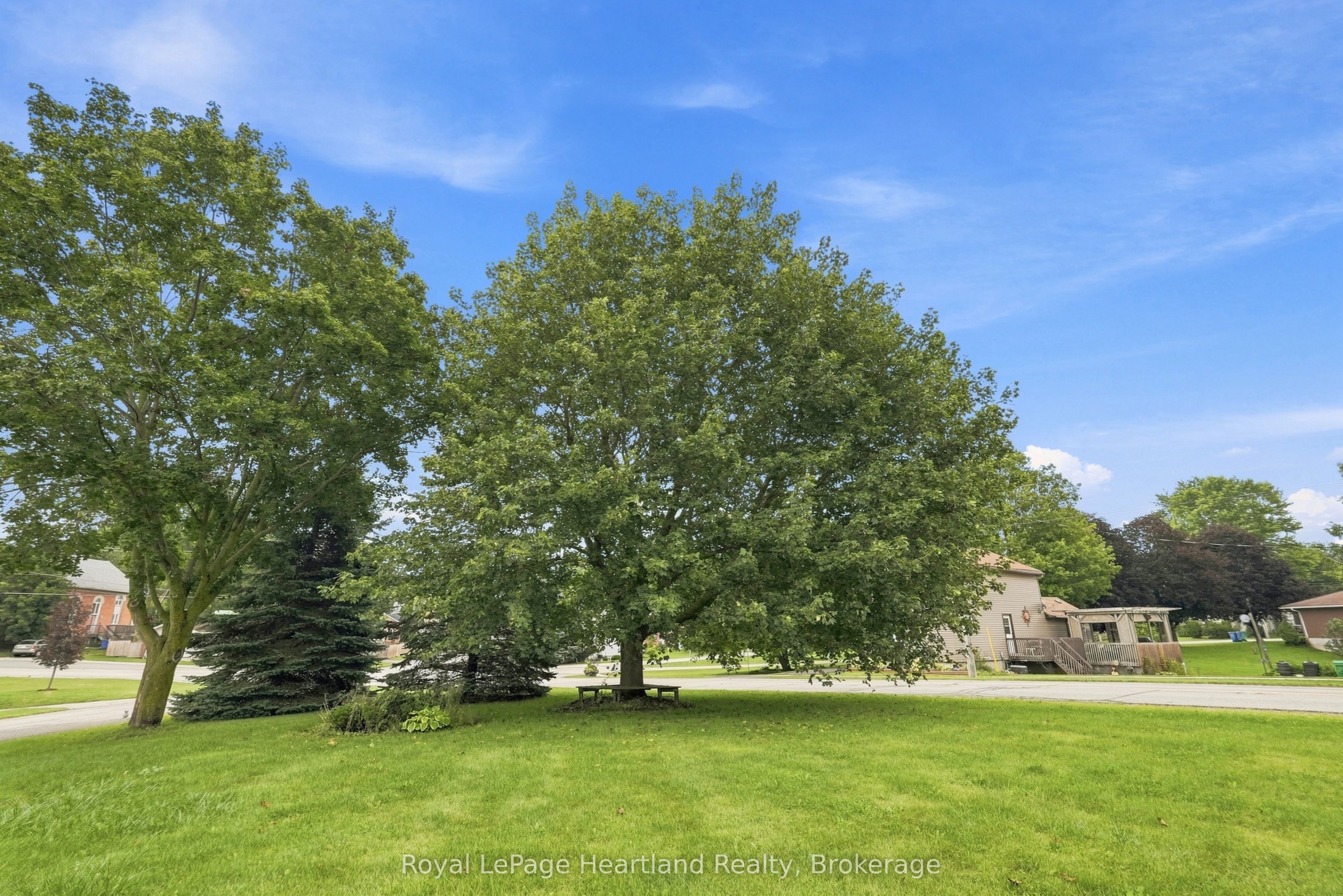 1041 Main Street, Howick, ON N0G 2X0 photo 3