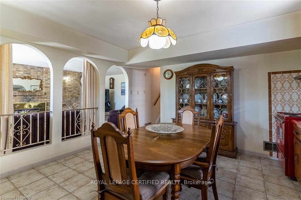 216 Margaret Avenue Lower, Hamilton, ON L8E 2H8 photo 4