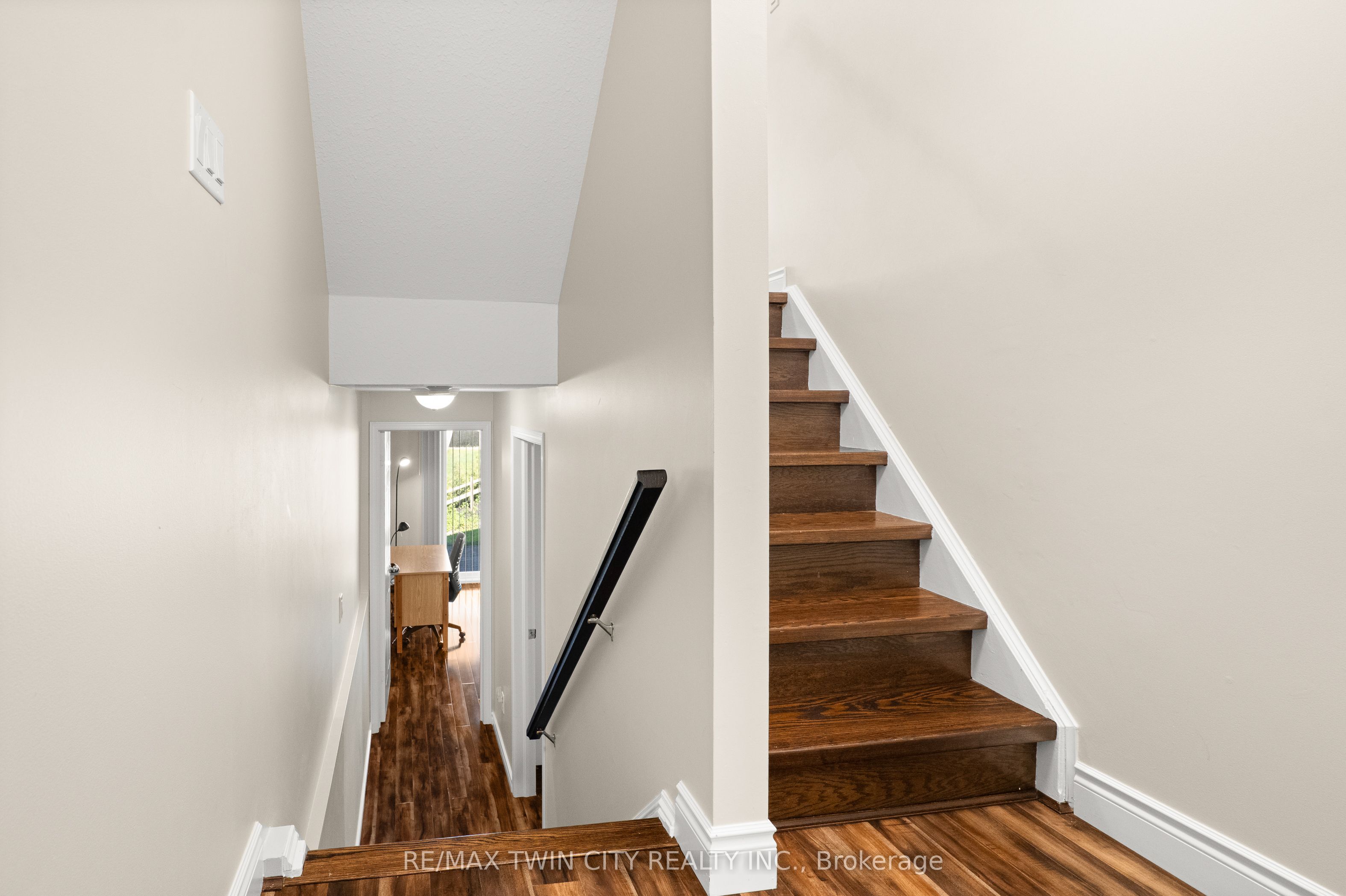 42 Green Valley Drive 65, Kitchener, ON N2P 2J7 photo 5