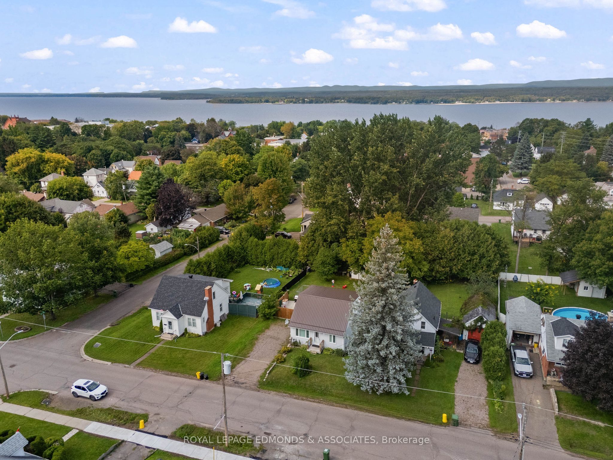 403 Alfred Street, Pembroke, ON K8A 3B3 photo 4