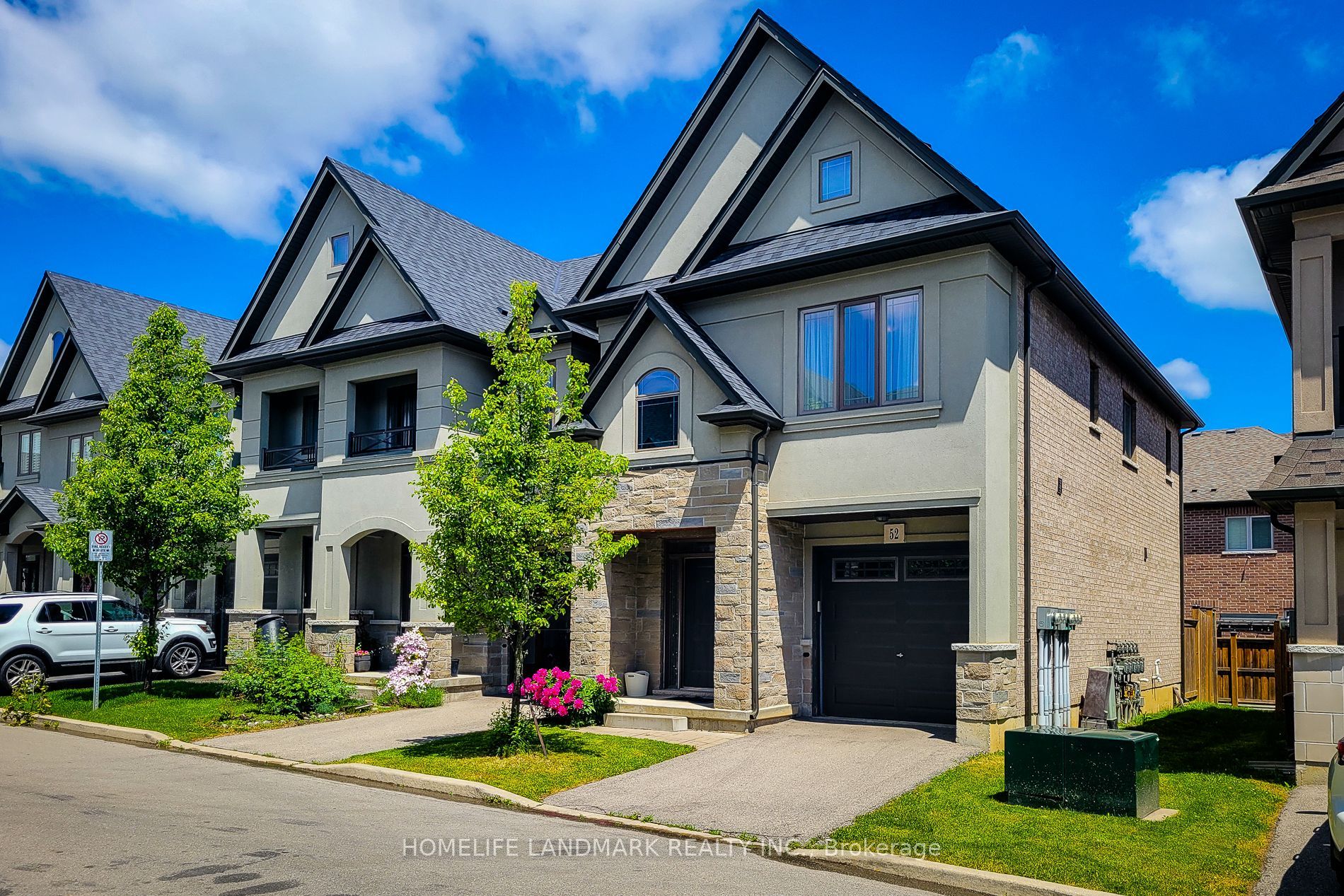 52 Sonoma Valley Crescent, Hamilton, ON L9B 0J3 photo 2