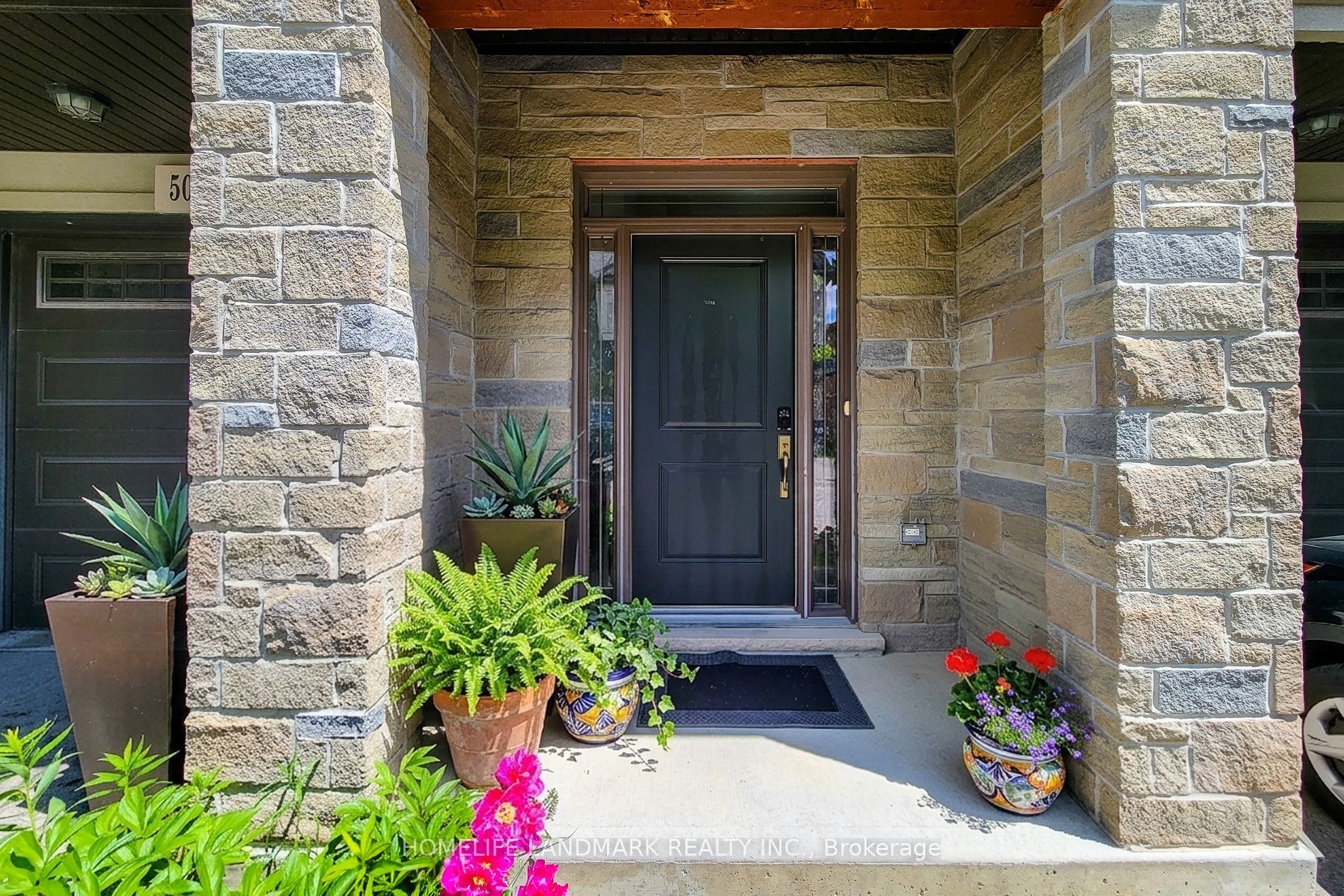 52 Sonoma Valley Crescent, Hamilton, ON L9B 0J3 photo 3