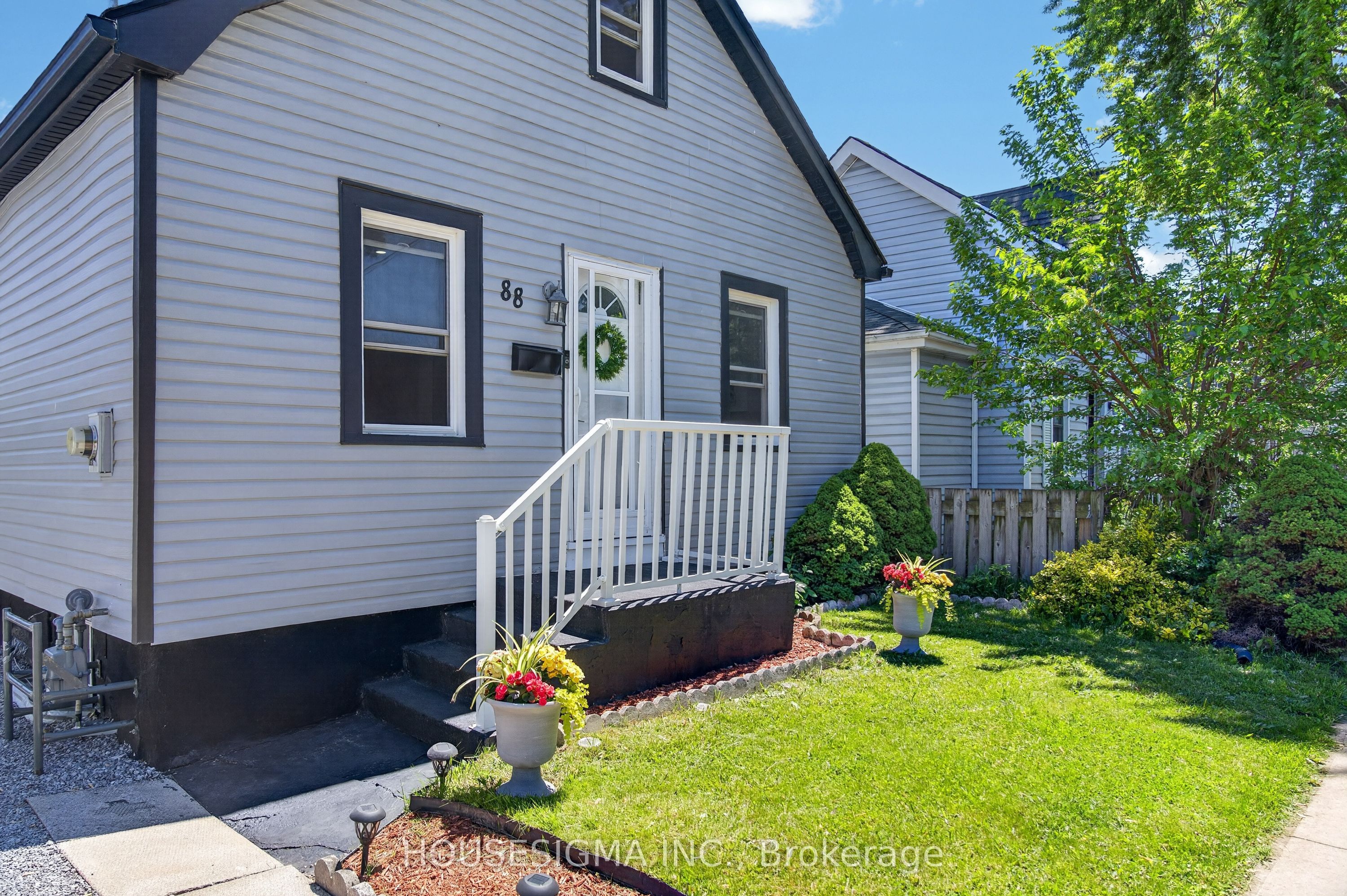 88 Page Street, St. Catharines, ON L2R 4A9 photo 2