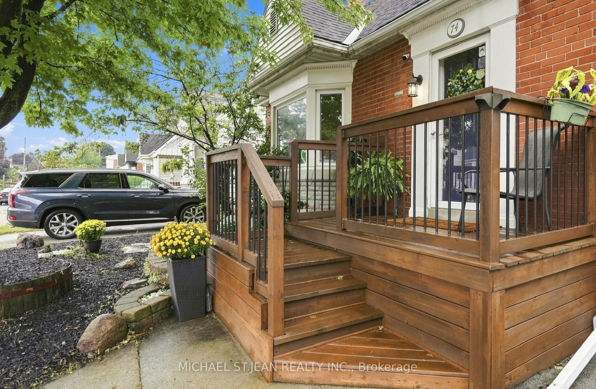 74 East 12th Street, Hamilton, ON L9A 3X4 photo 3