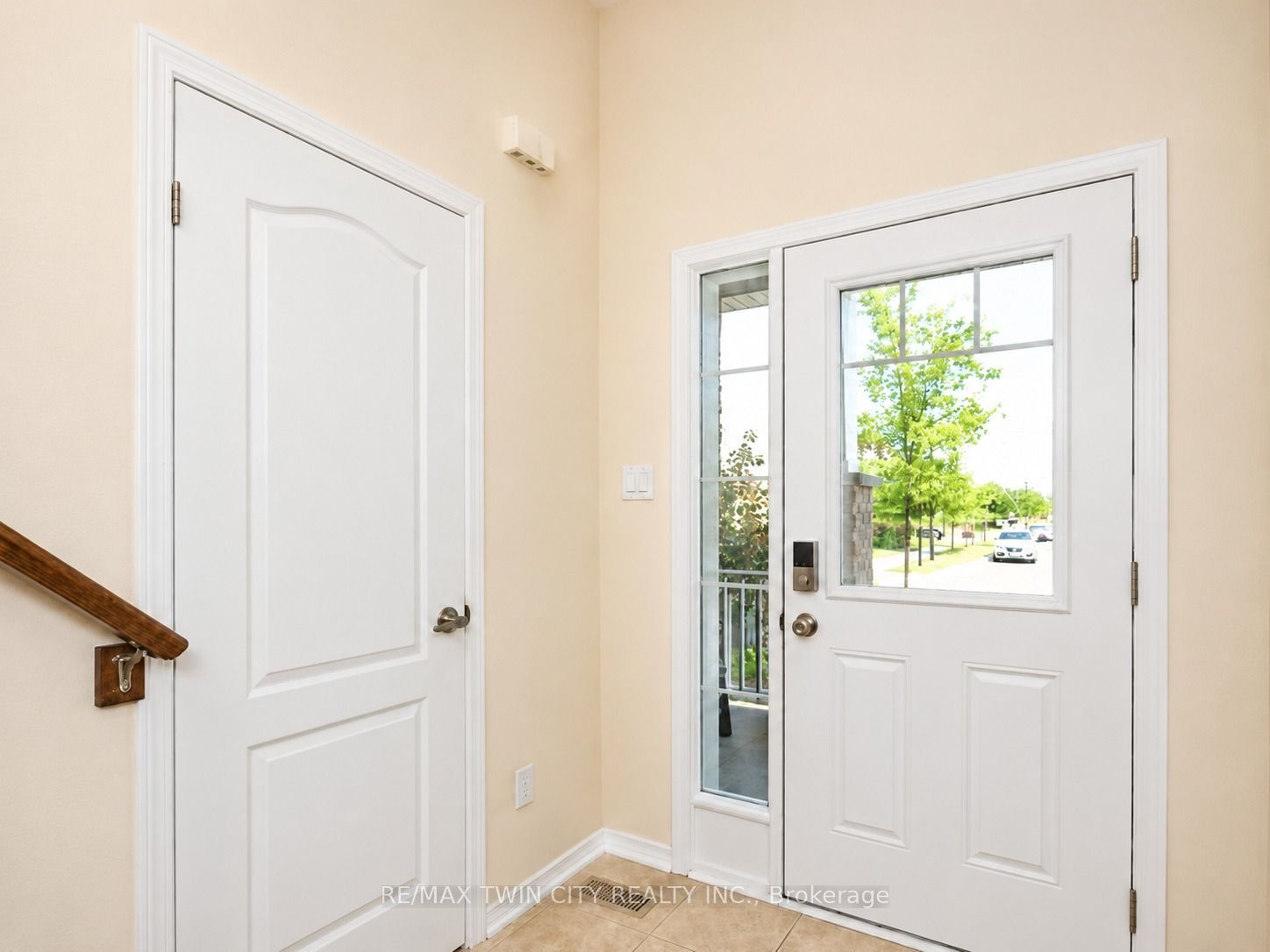 78 Glenvista Drive Upper, Kitchener, ON N2R 0E3 photo 4