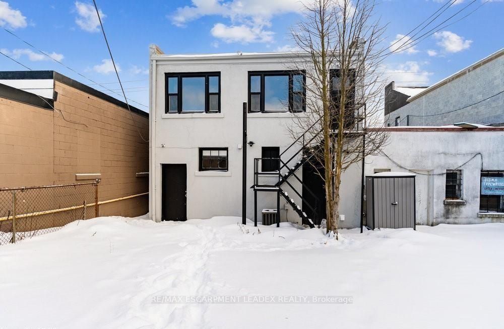 598 Upper James Street A, Hamilton, ON L9C 2Y8 photo 4